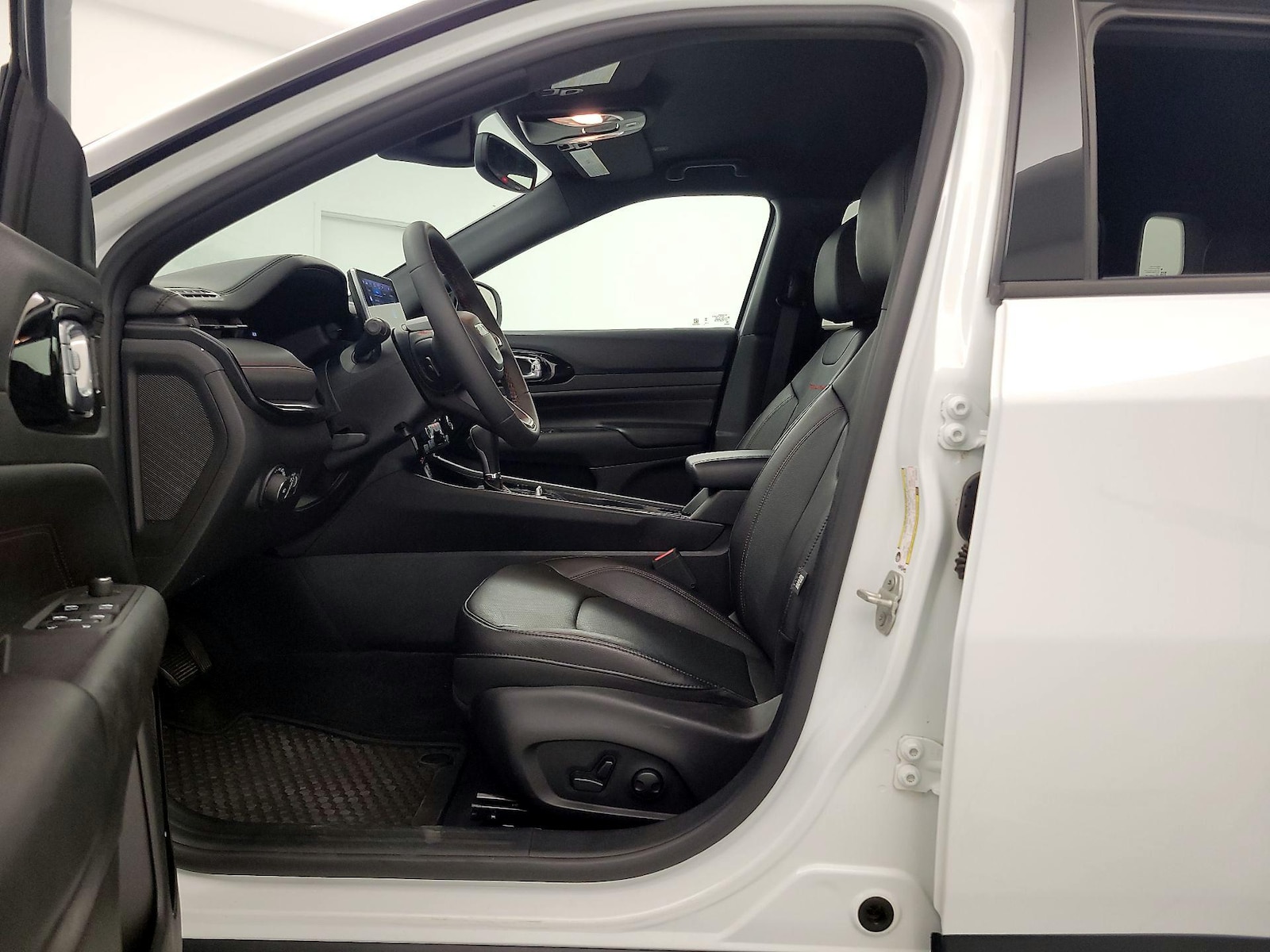 2024 Jeep Compass Trailhawk - Photo 12