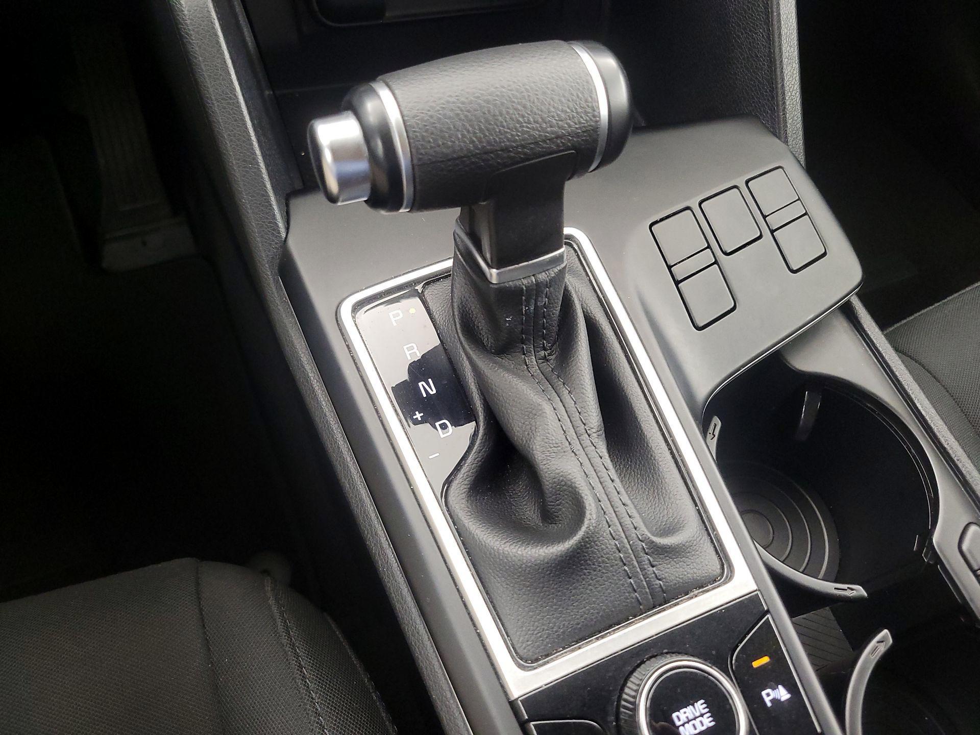 Thumbnail: 2023 Kia Sportage - 17