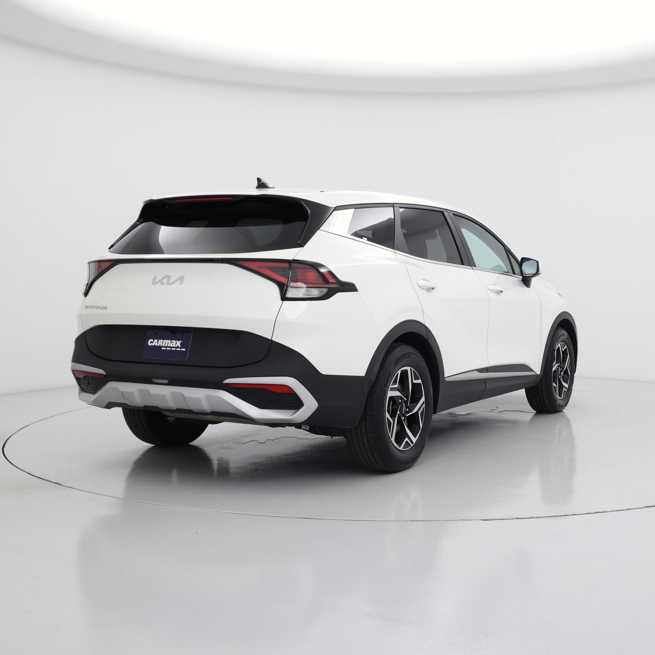 Thumbnail: 2023 Kia Sportage - 8