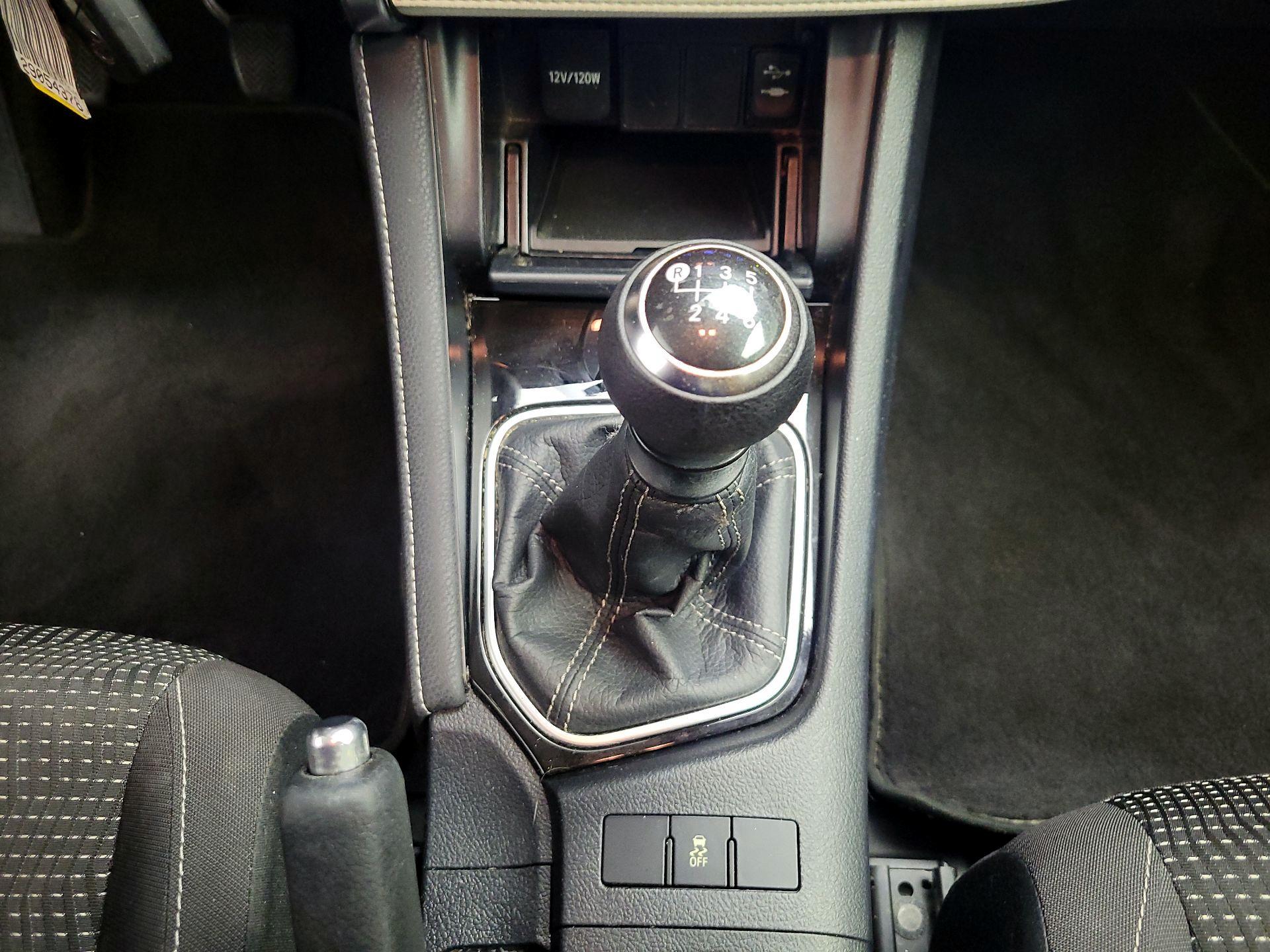 Thumbnail: 2016 Scion iM - 16