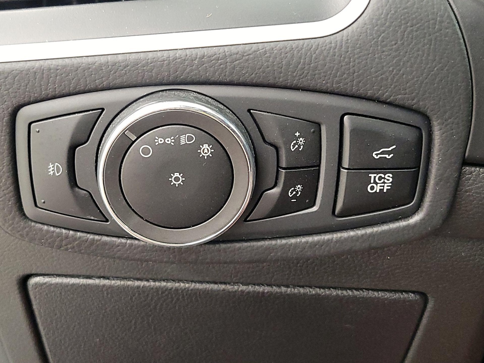 2023 Ford Edge SEL - Photo 14