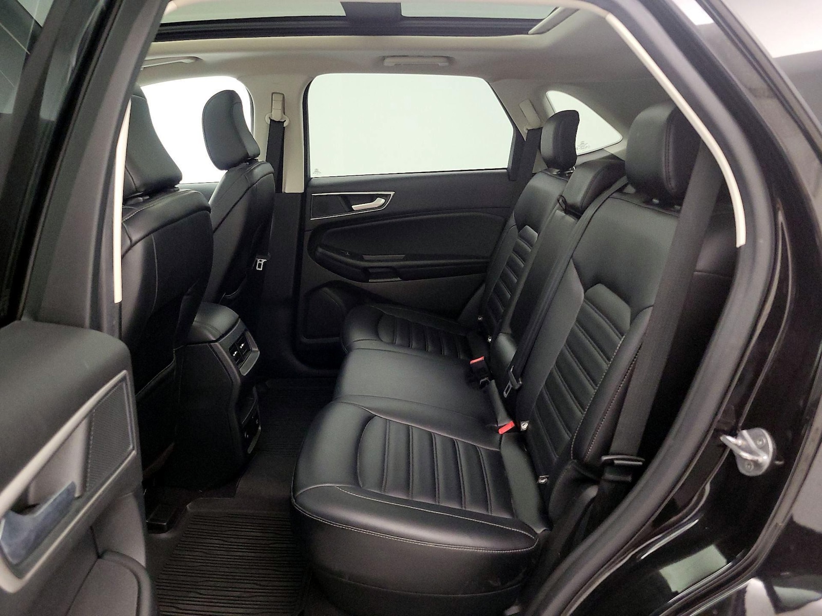 2023 Ford Edge SEL - Photo 21