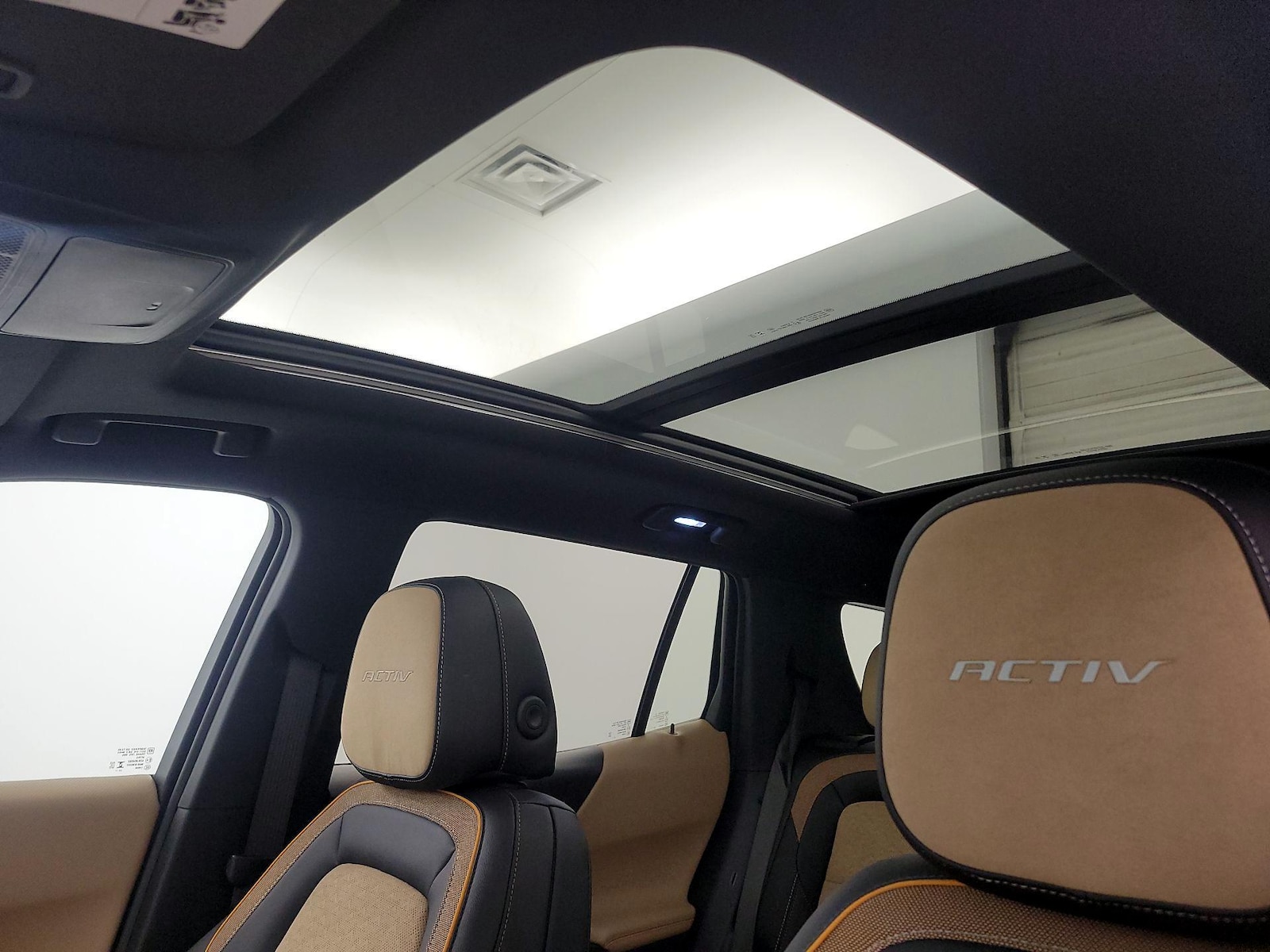 2025 Chevrolet Equinox ACTIV - Photo 20