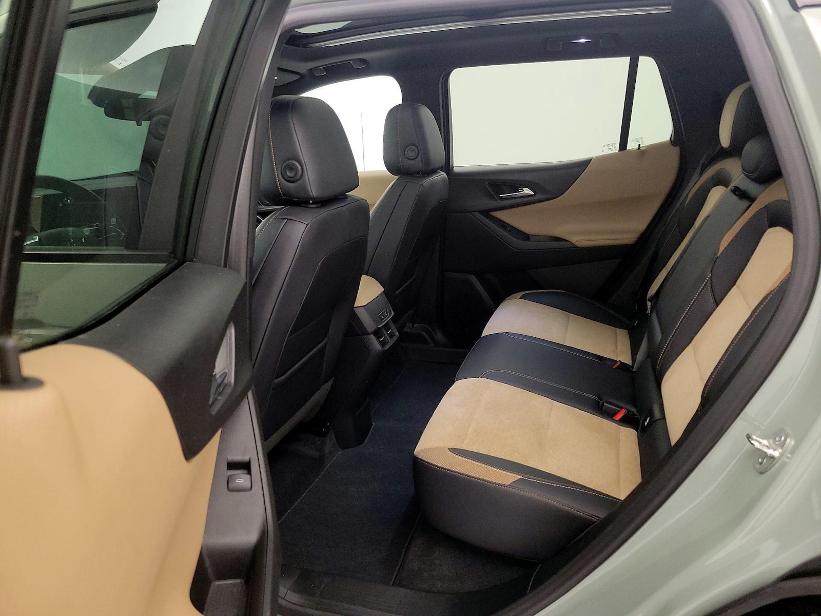 2025 Chevrolet Equinox ACTIV - Photo 21