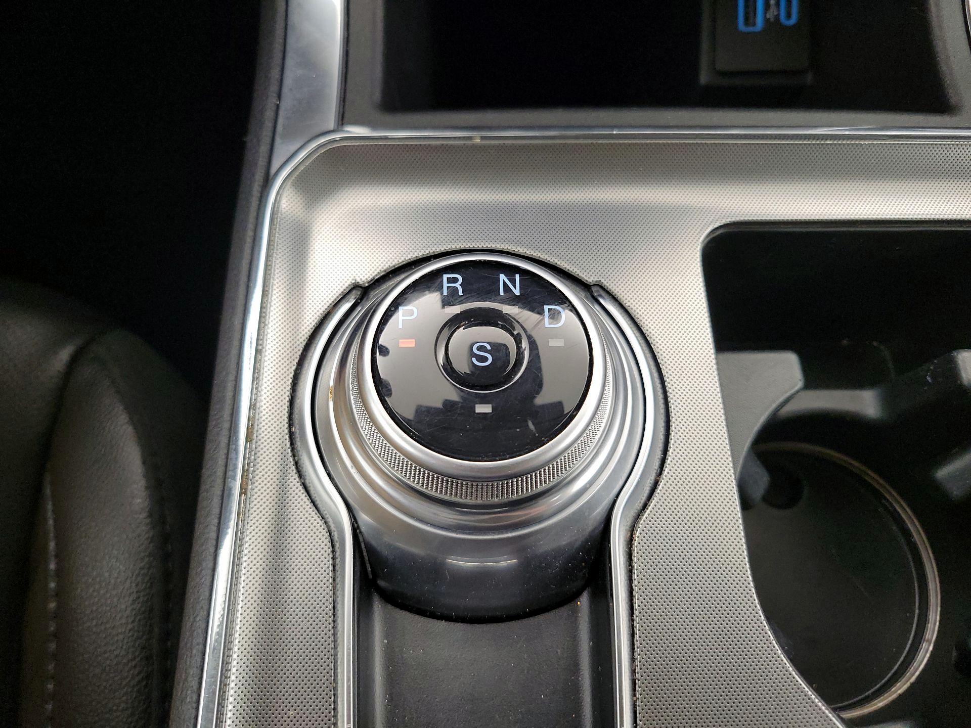 Thumbnail: 2024 Ford Edge - 18