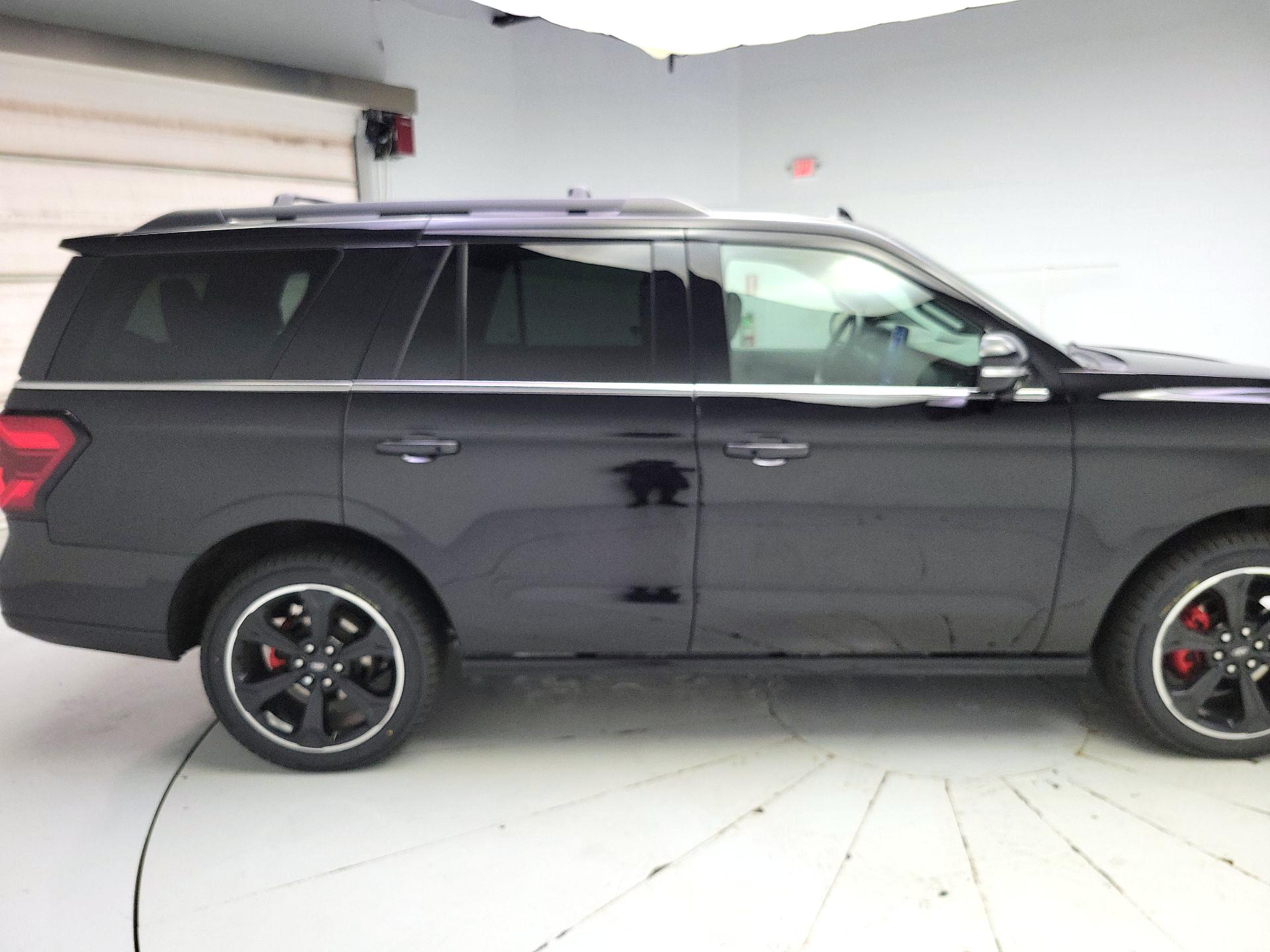 Thumbnail: 2023 Ford Expedition - 4