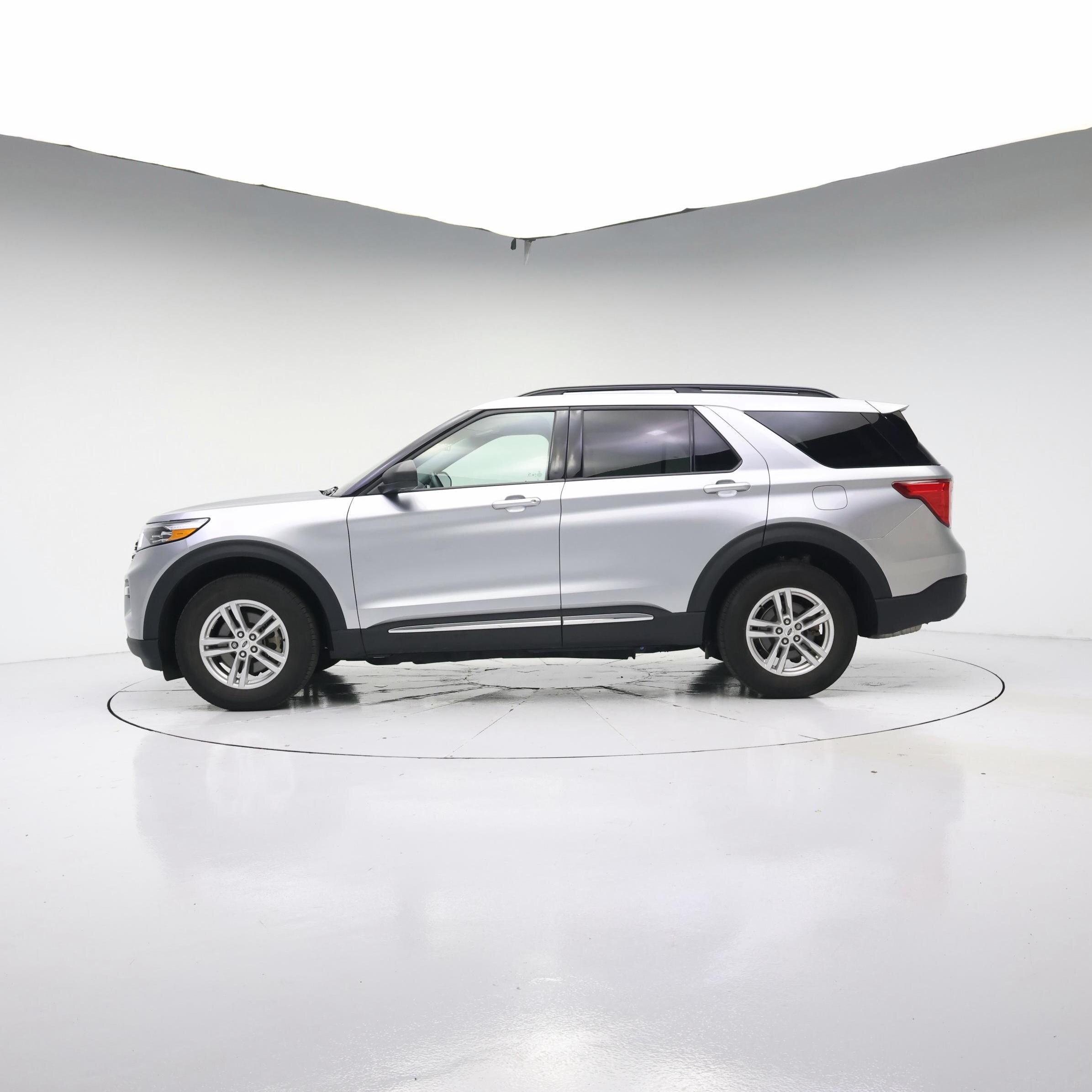 Thumbnail: 2024 Ford Explorer - 3