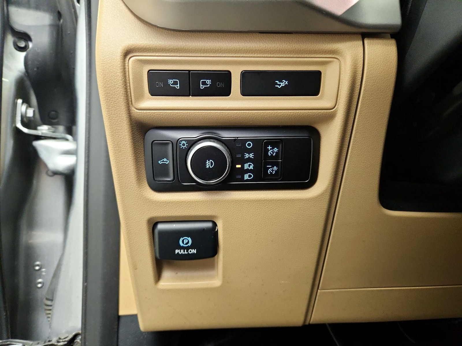 2023 Ford F-150 XLT - Photo 14
