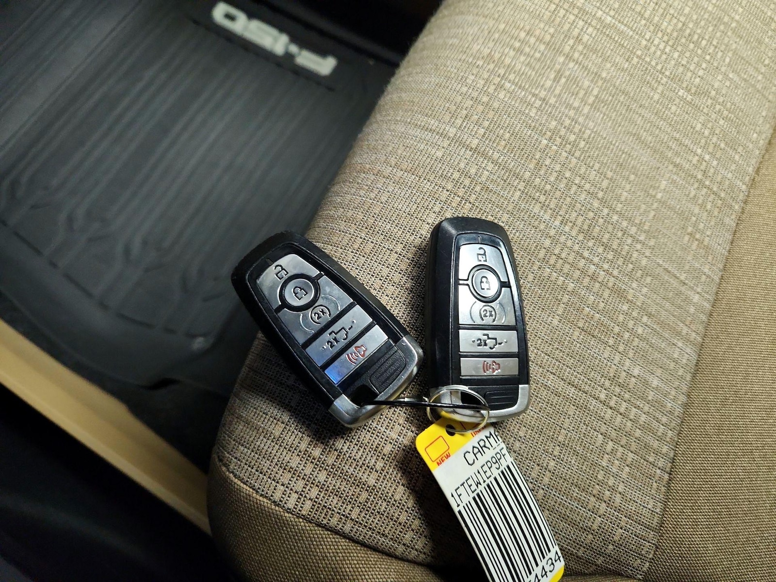 2023 Ford F-150 XLT - Photo 25