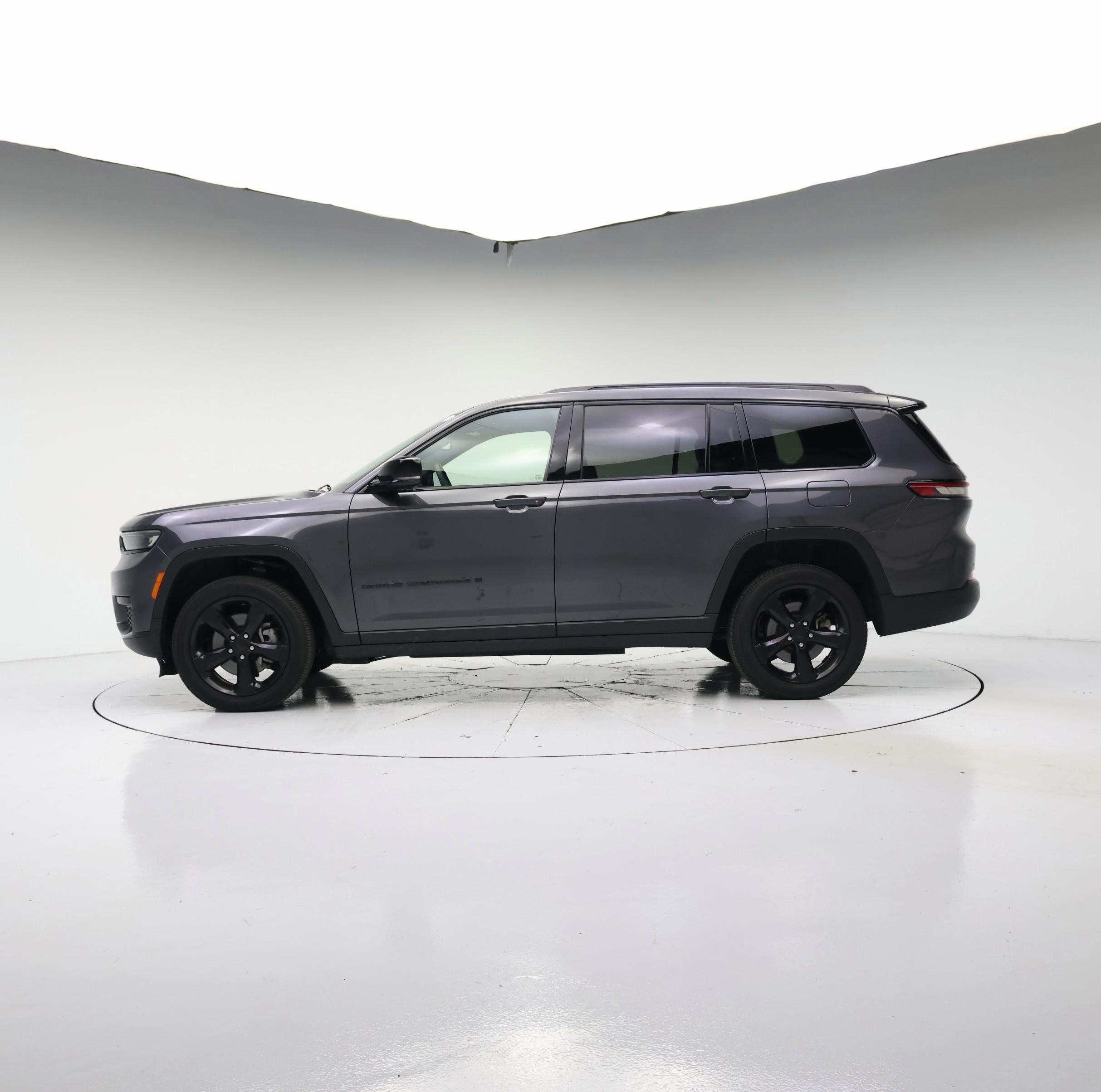 Thumbnail: 2024 Jeep Grand Cherokee L - 3