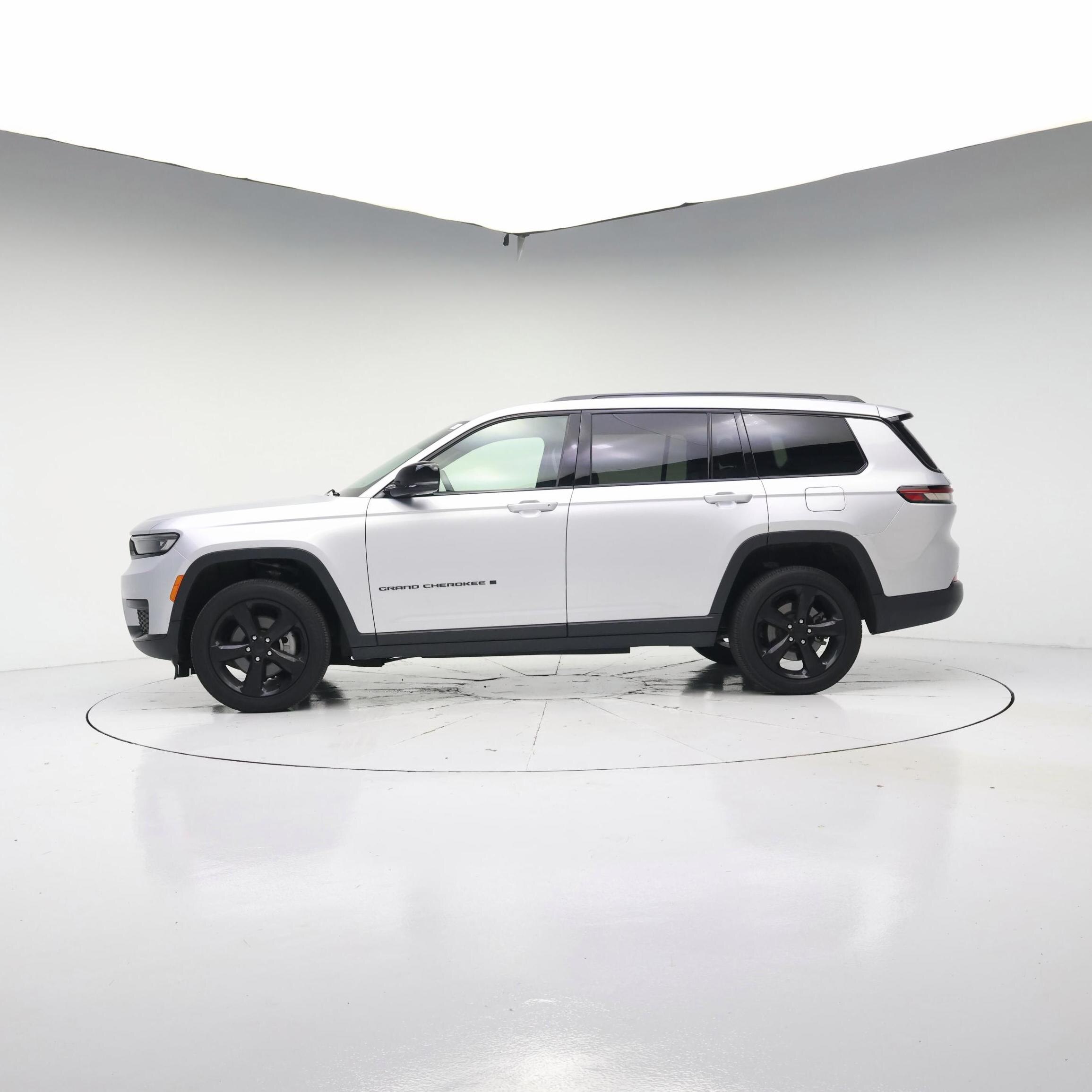 Thumbnail: 2024 Jeep Grand Cherokee L - 3