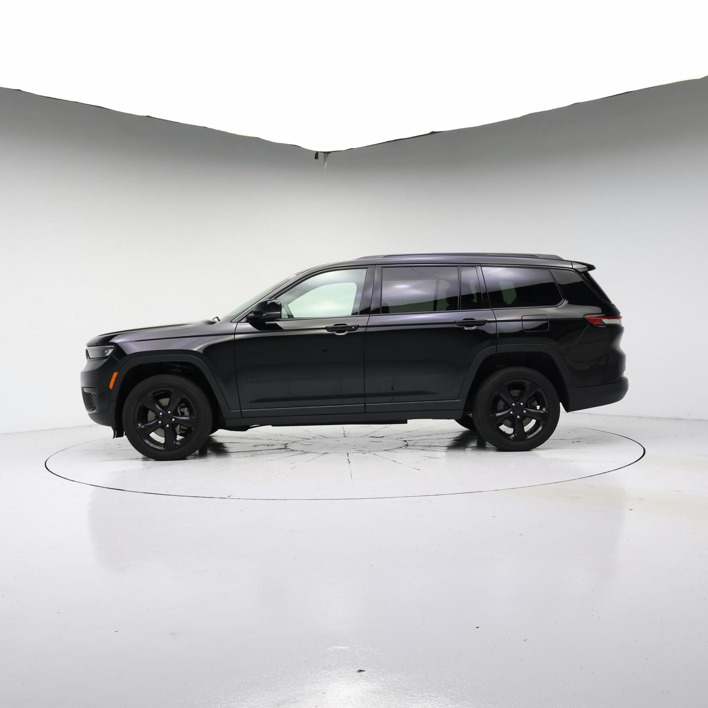 Thumbnail: 2024 Jeep Grand Cherokee L - 3