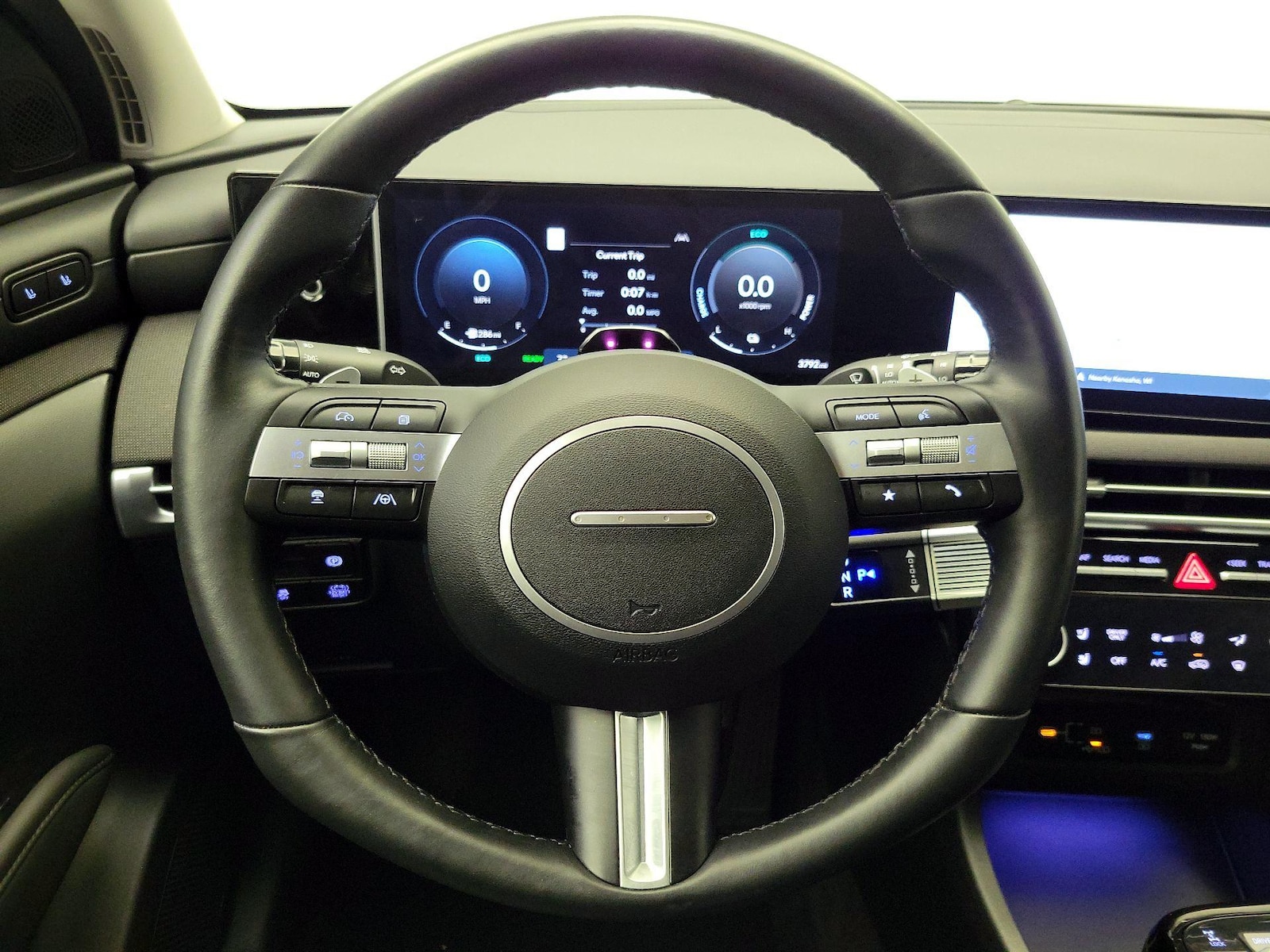2025 Hyundai Tucson Limited - Photo 11