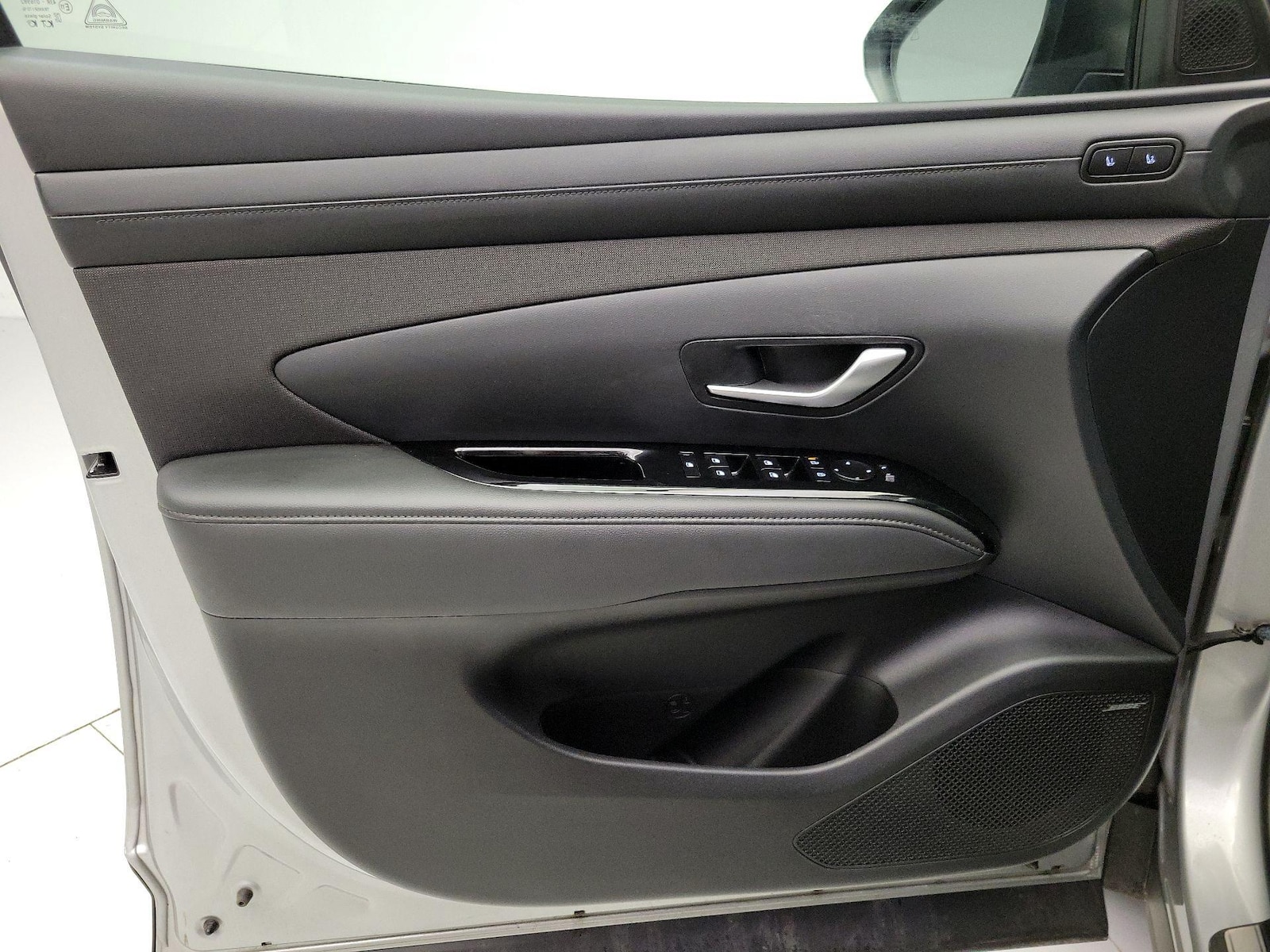 2025 Hyundai Tucson Limited - Photo 13