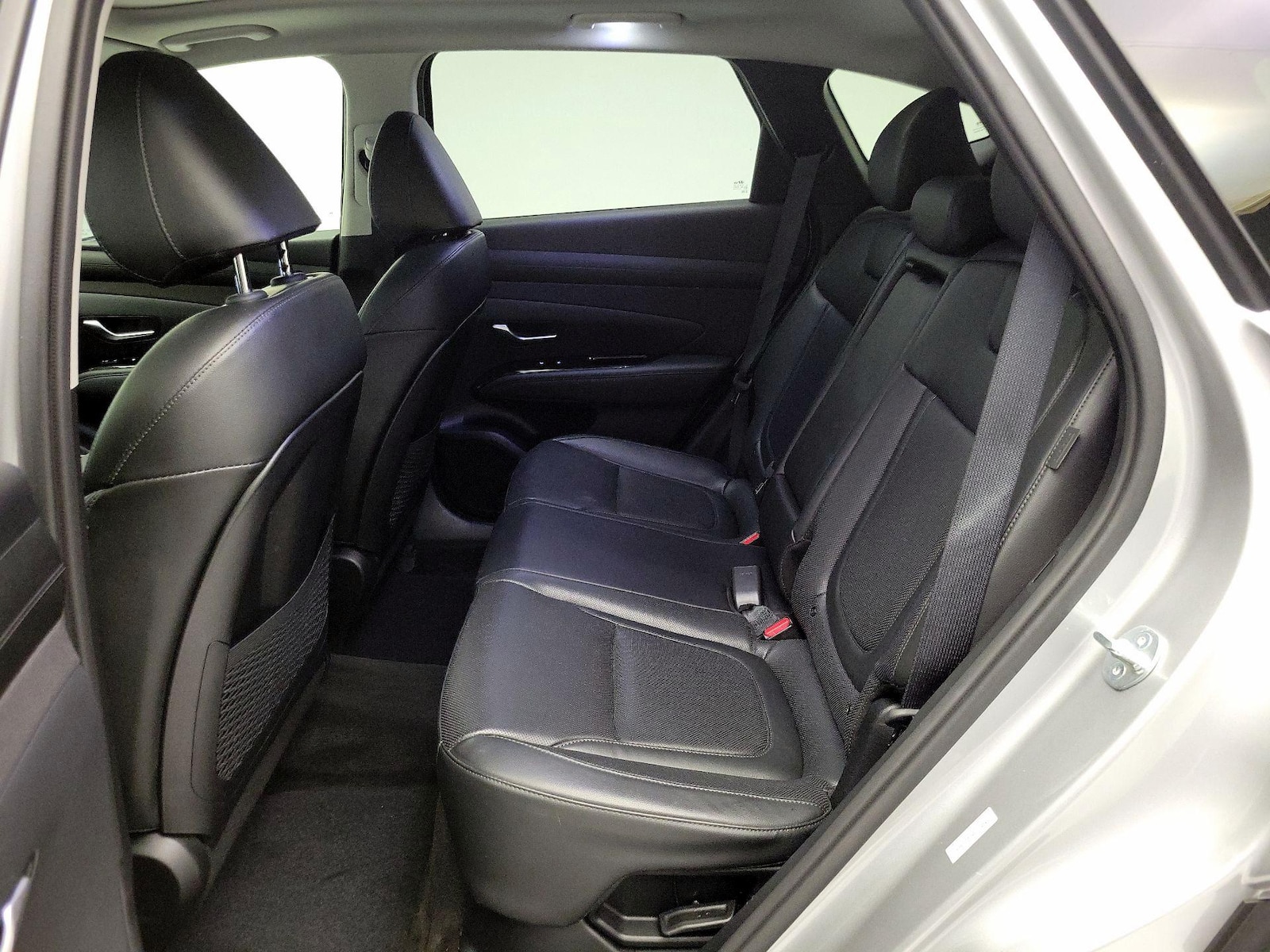 2025 Hyundai Tucson Limited - Photo 22
