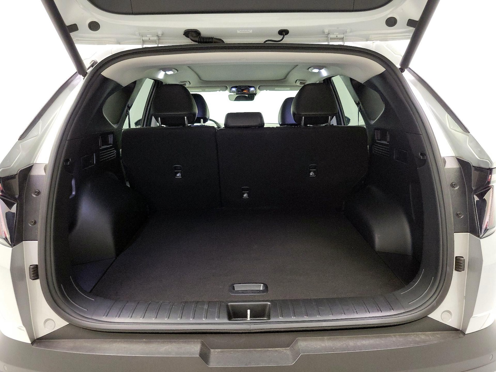 2025 Hyundai Tucson Limited - Photo 23