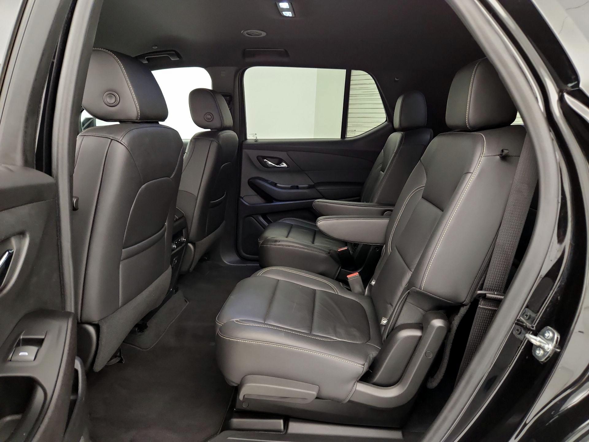 Thumbnail: 2022 Chevrolet Traverse - 19