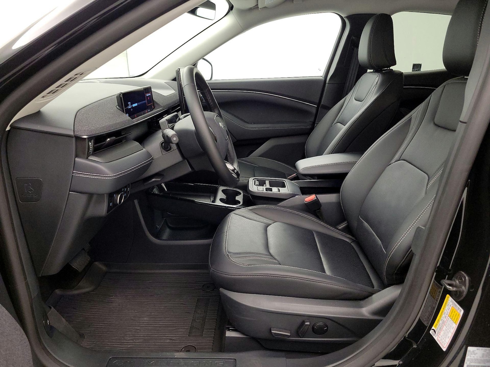 2025 Ford Mustang Mach-E Premium AWD - Photo 12