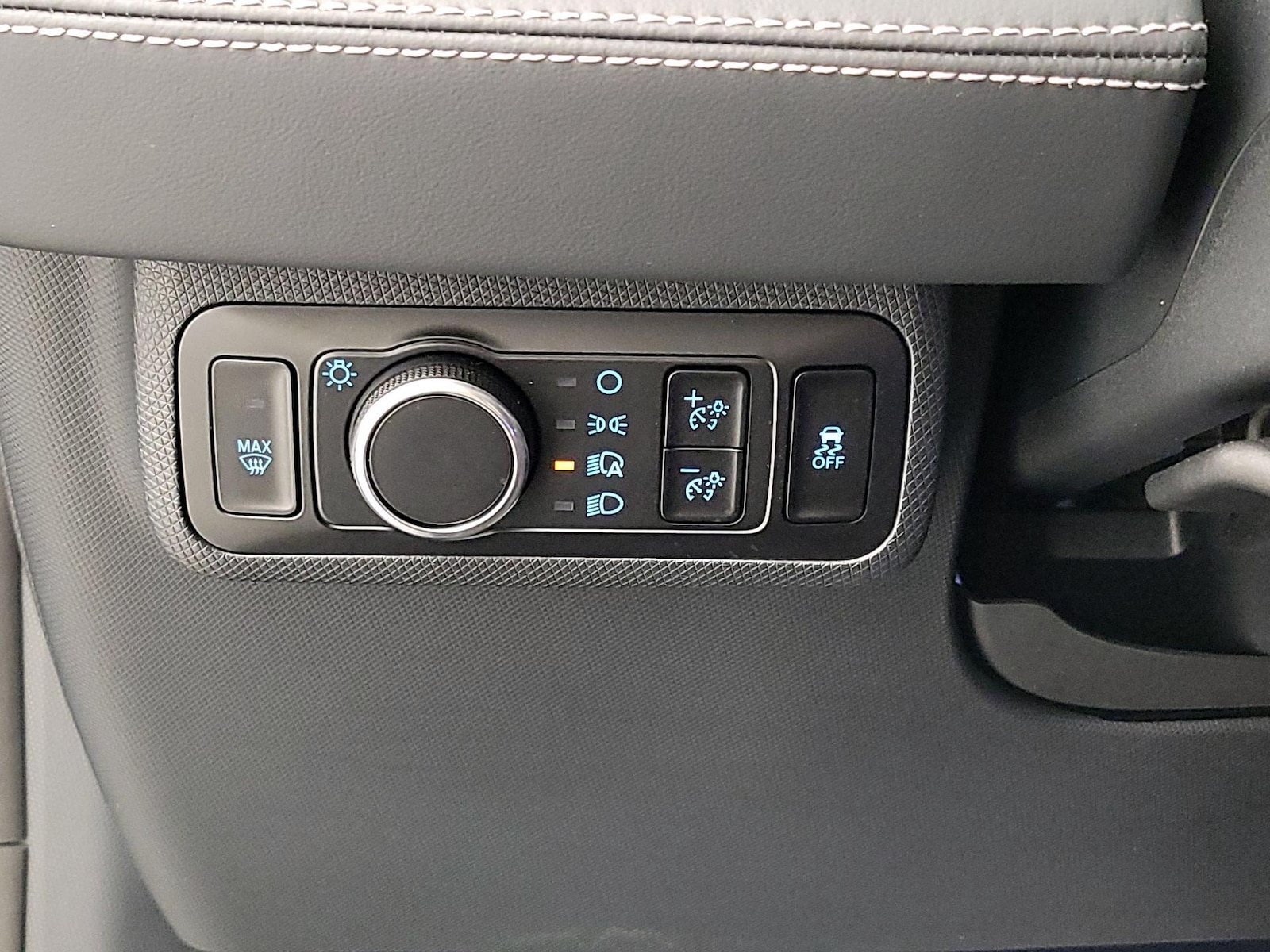 2025 Ford Mustang Mach-E Premium AWD - Photo 14