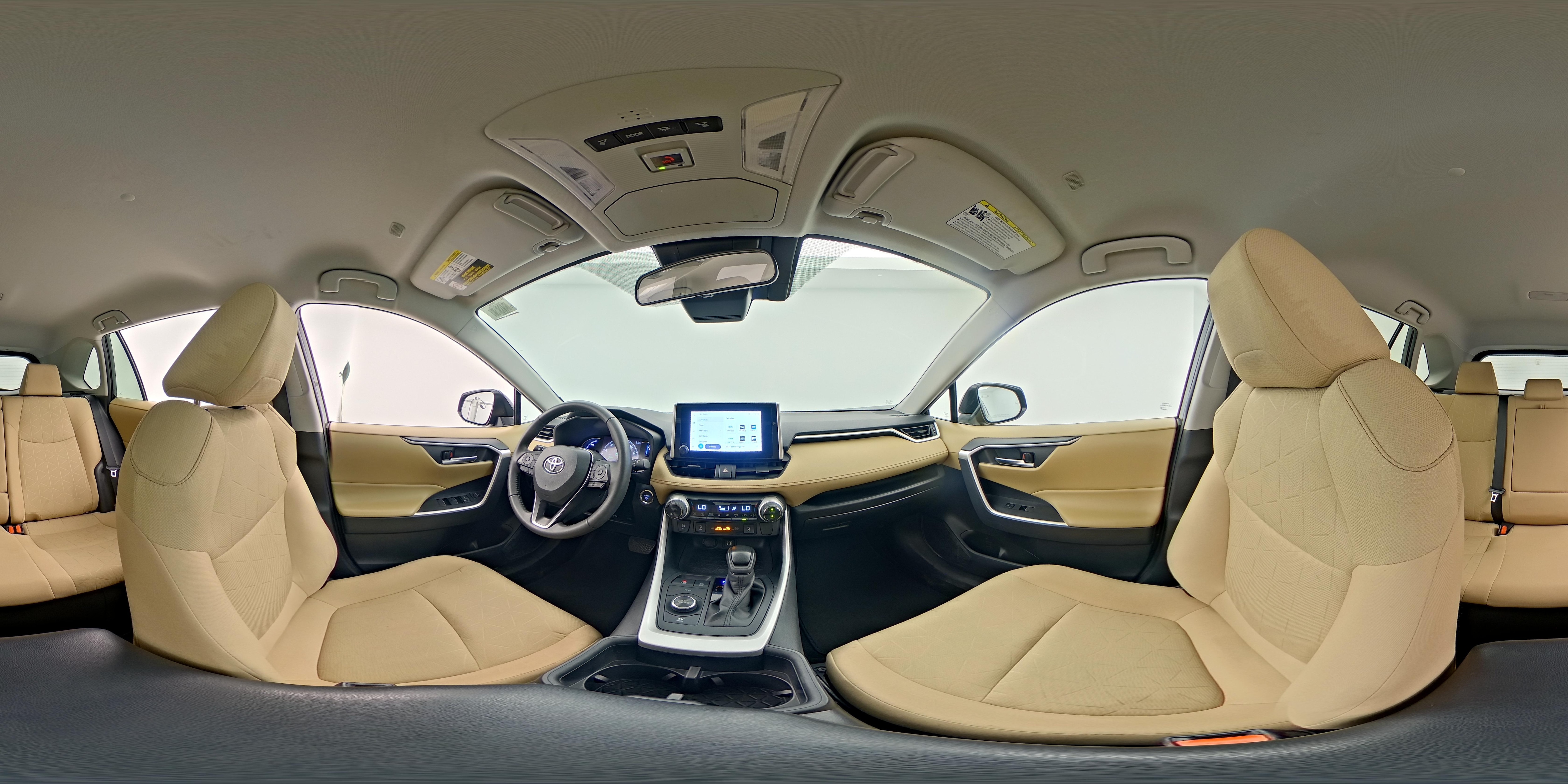 2024 Toyota RAV4 XLE - Photo 24