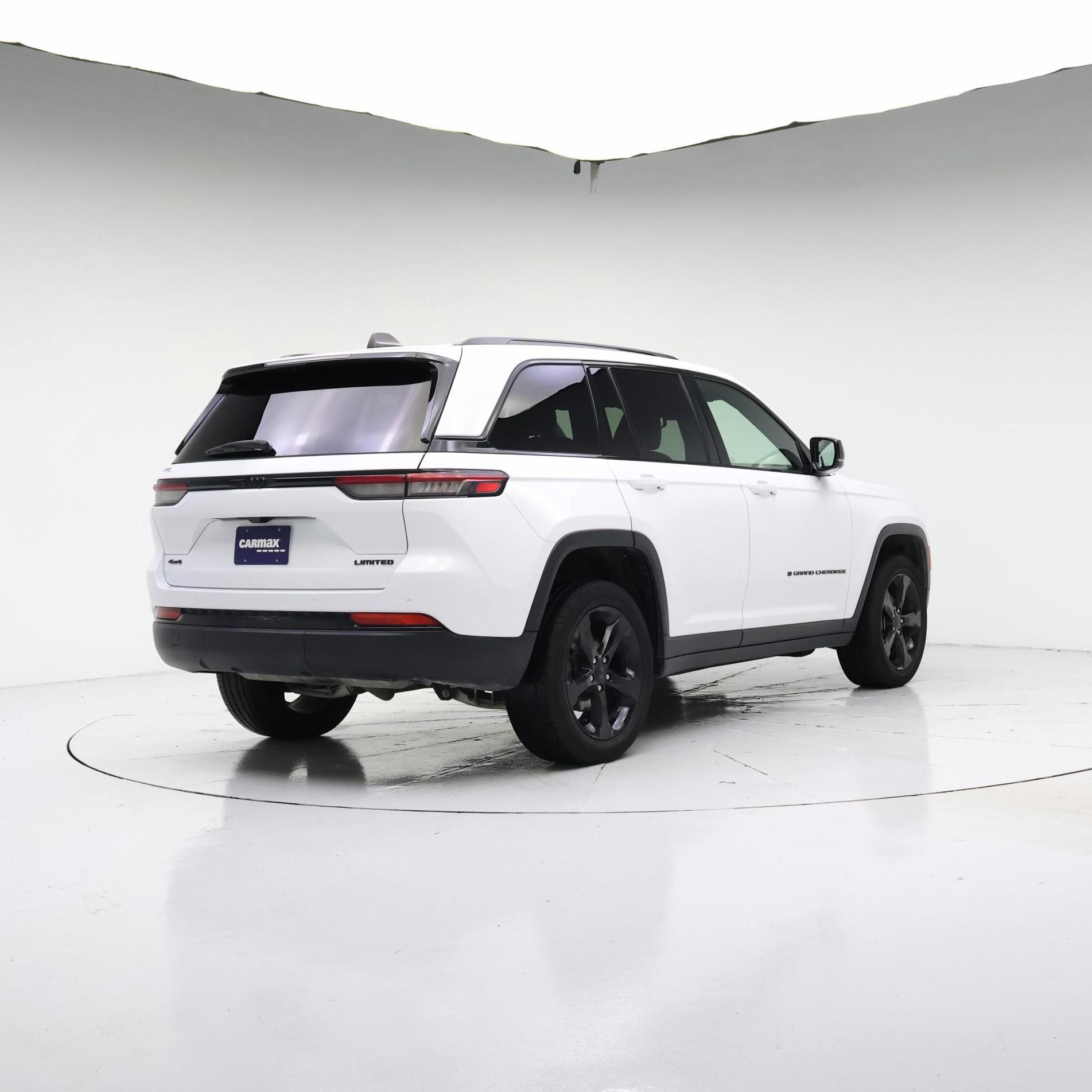 Thumbnail: 2024 Jeep Grand Cherokee - 8