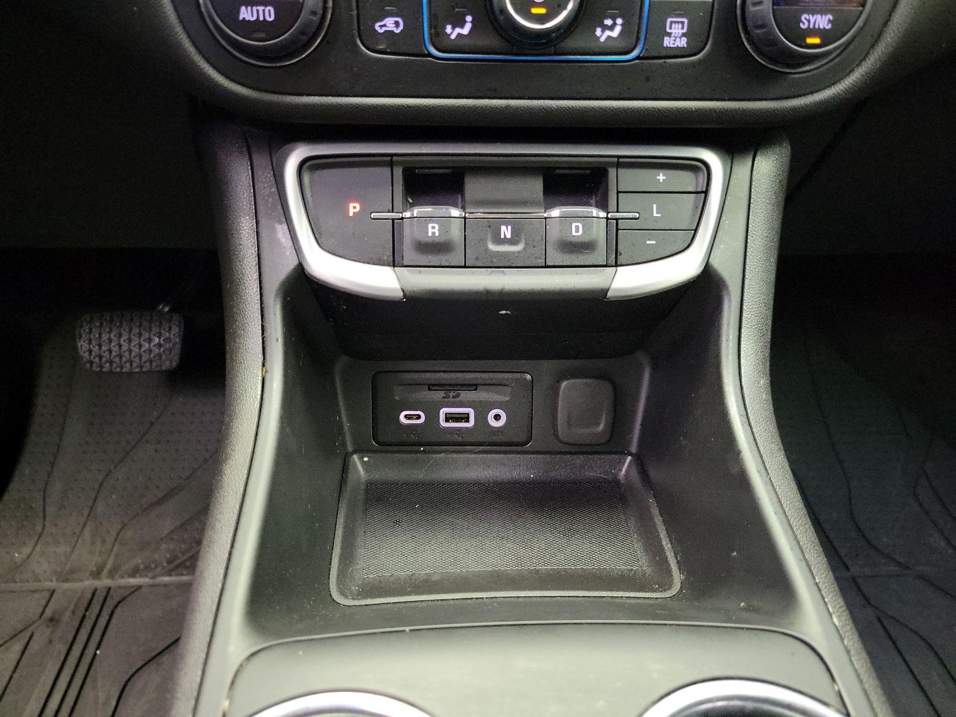 Thumbnail: 2024 GMC Terrain - 18
