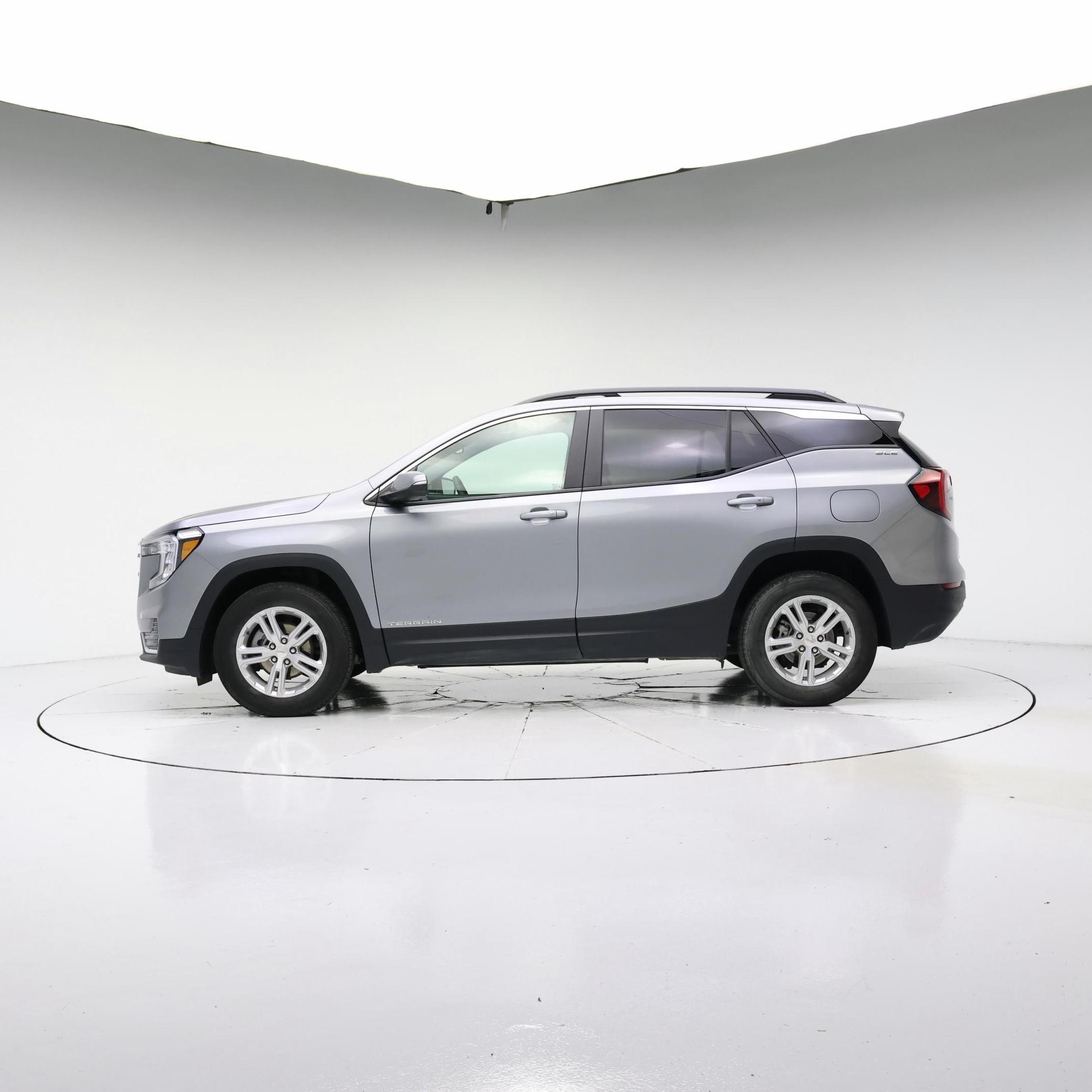 Thumbnail: 2024 GMC Terrain - 3