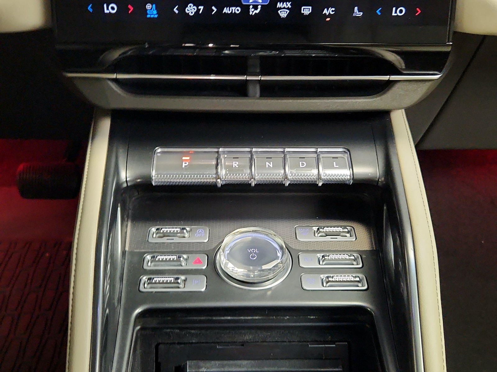 2024 Lincoln Nautilus Premiere - Photo 18