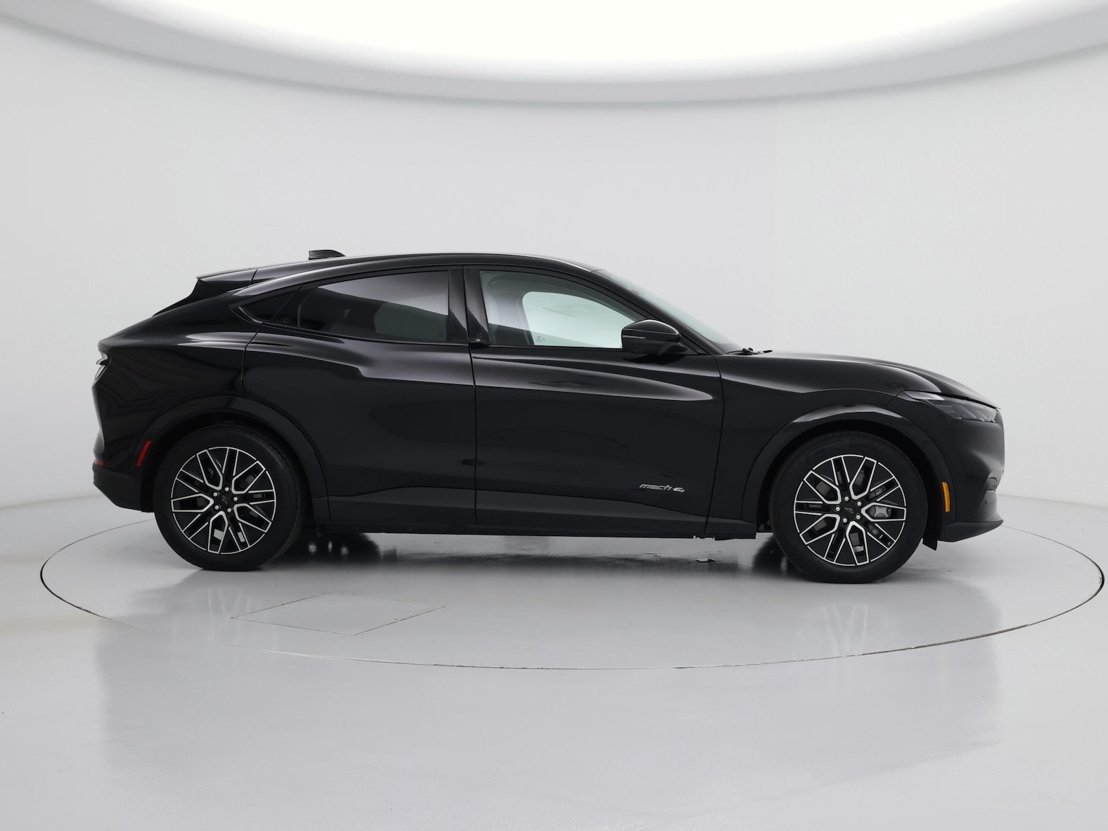 2025 Ford Mustang Mach-E Premium AWD - Photo 8
