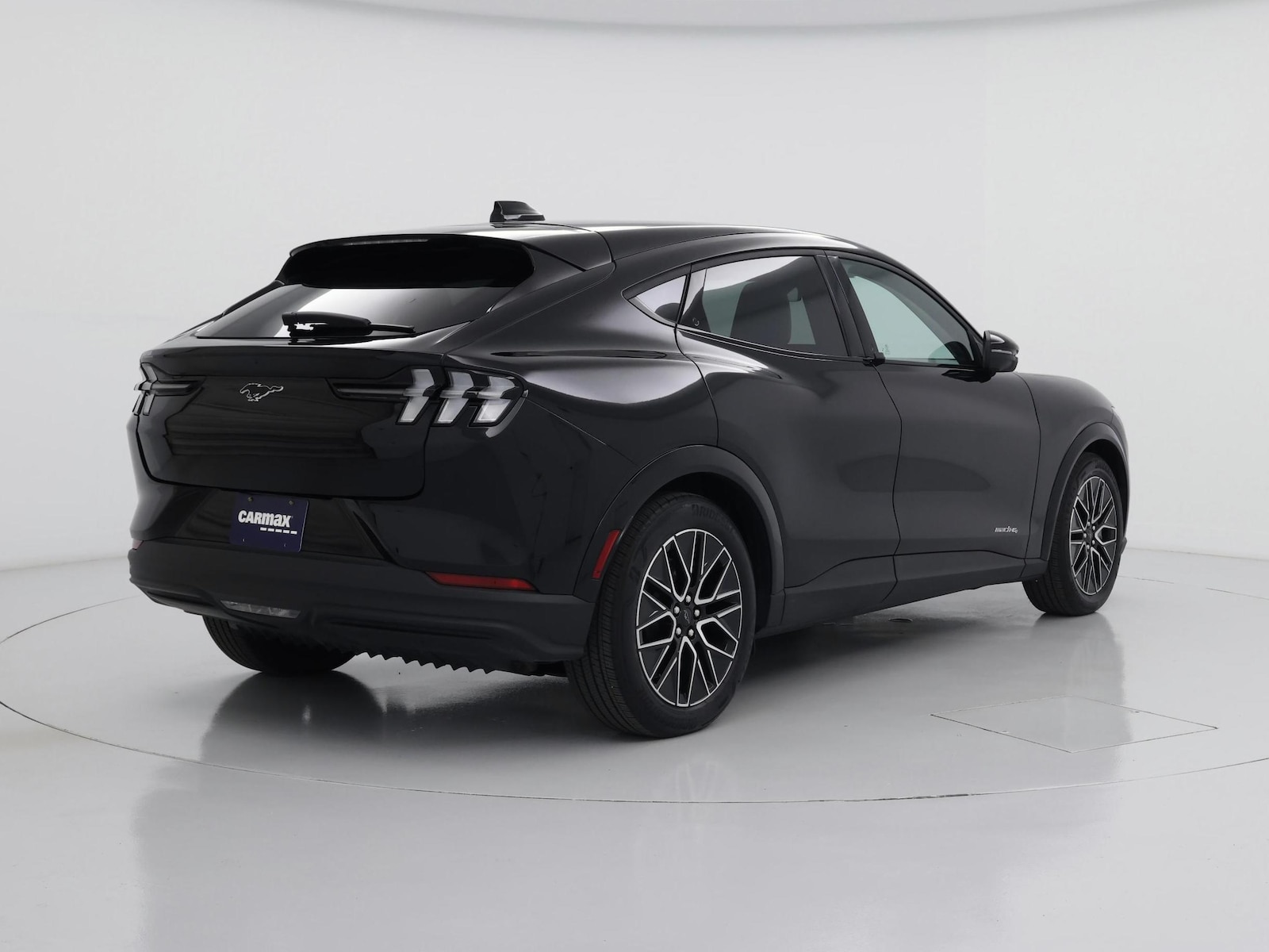 2025 Ford Mustang Mach-E Premium AWD - Photo 9