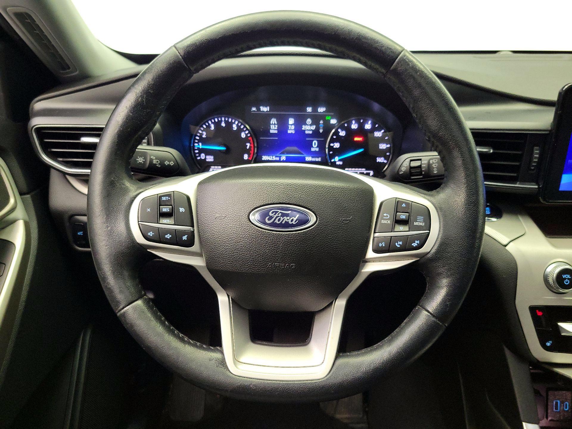 Thumbnail: 2023 Ford Explorer - 10