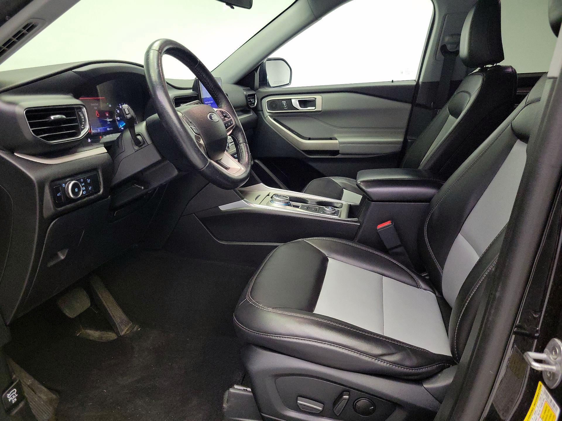 Thumbnail: 2023 Ford Explorer - 11