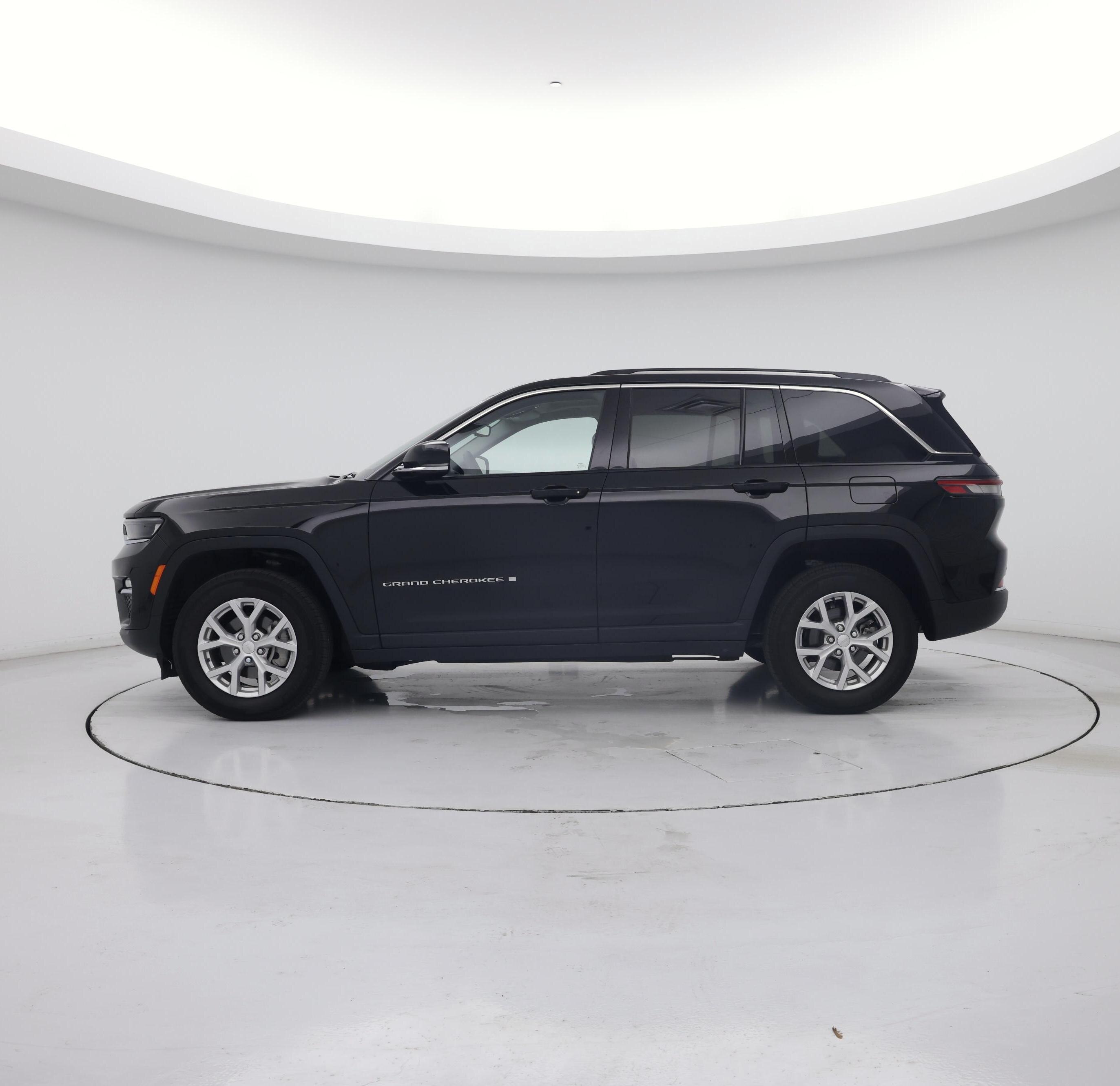 Thumbnail: 2023 Jeep Grand Cherokee - 3