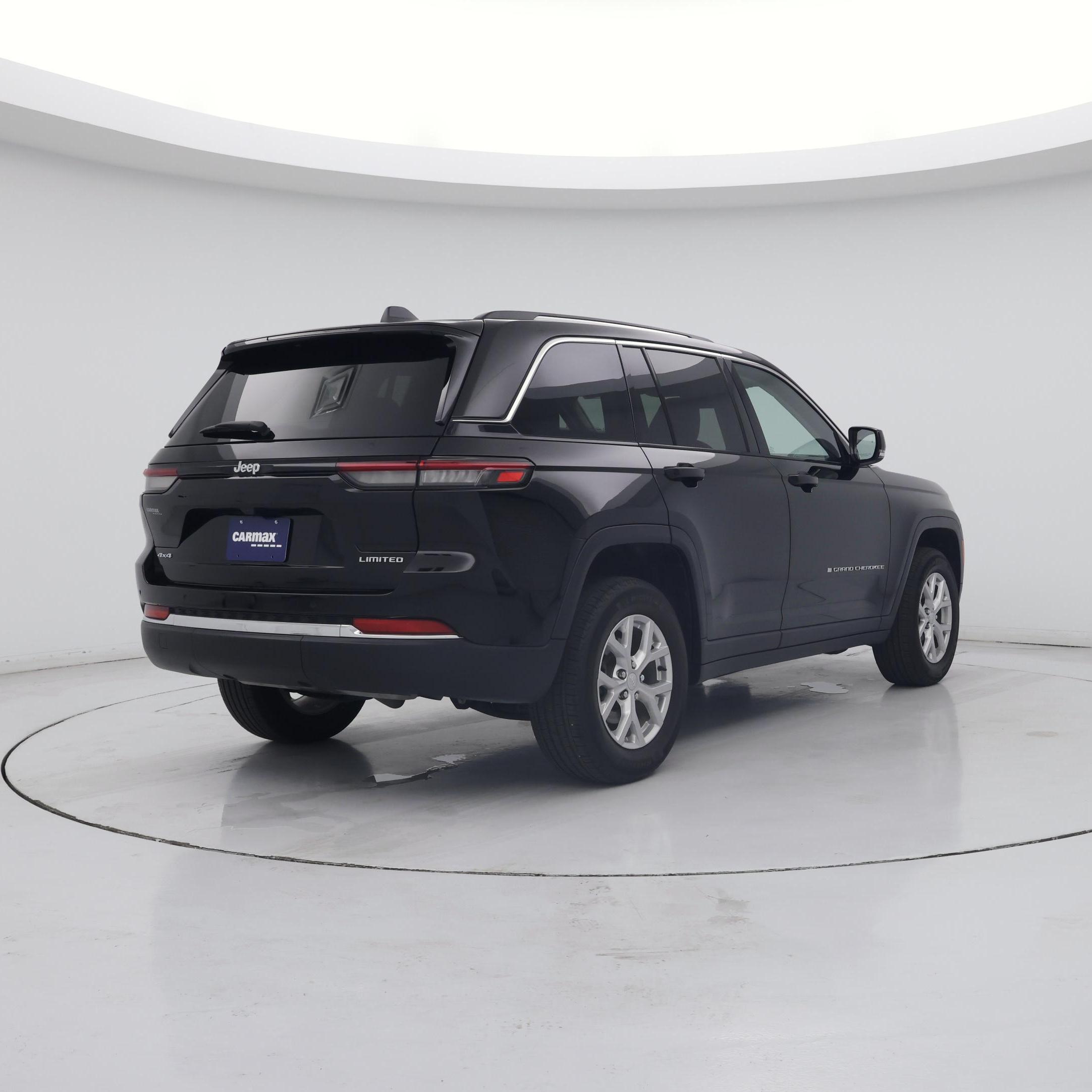 Thumbnail: 2023 Jeep Grand Cherokee - 8