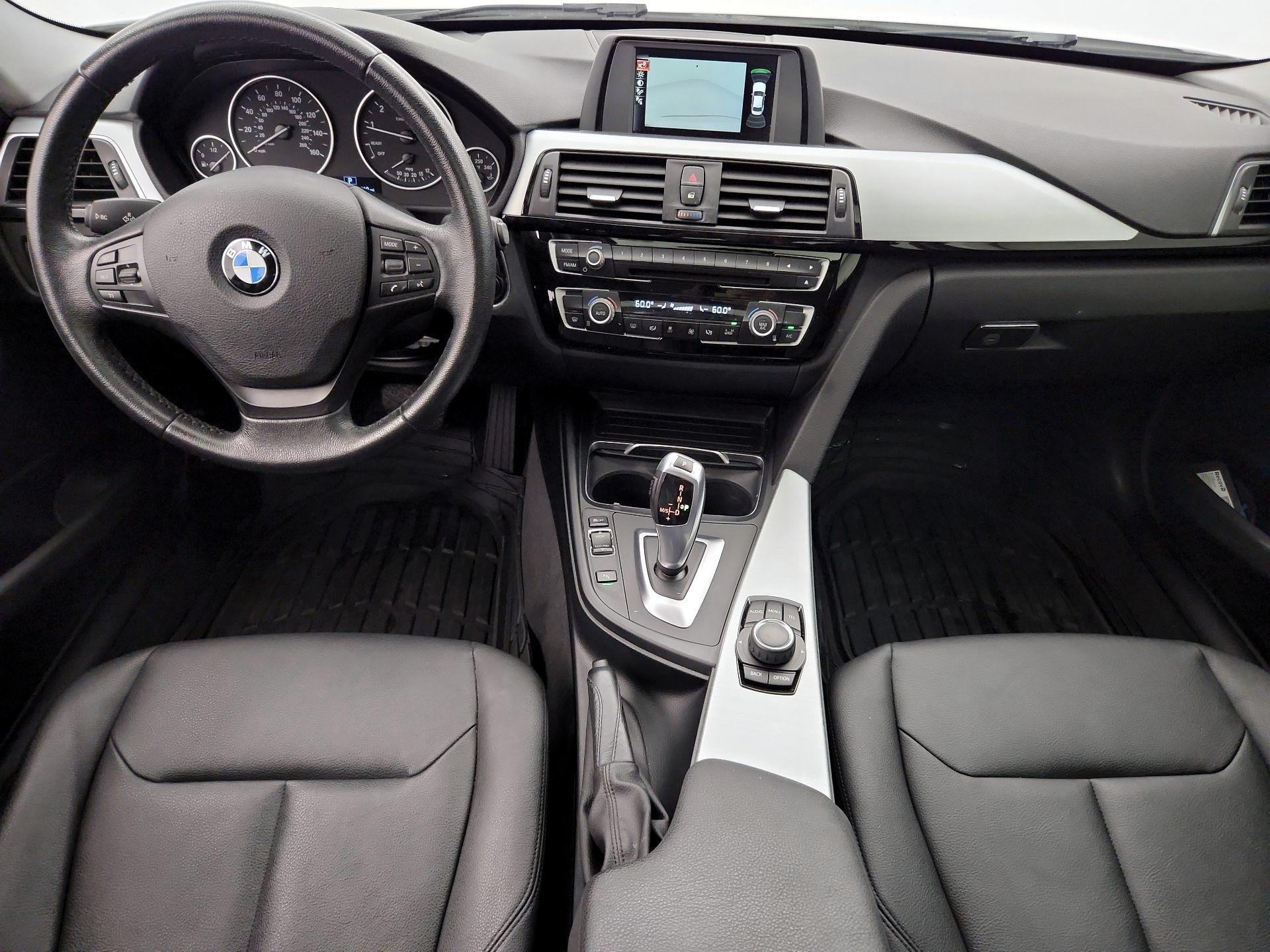 Thumbnail: 2017 BMW 3 Series - 9