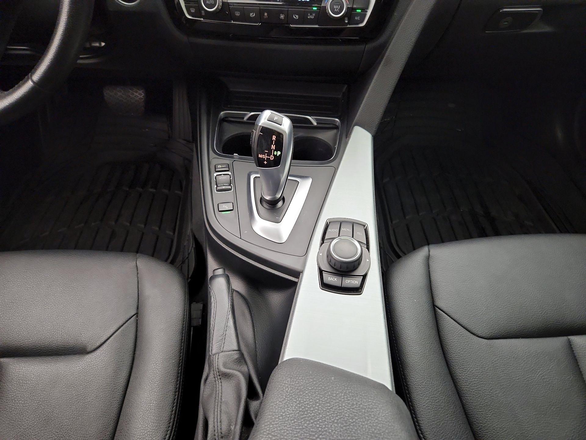 Thumbnail: 2017 BMW 3 Series - 17