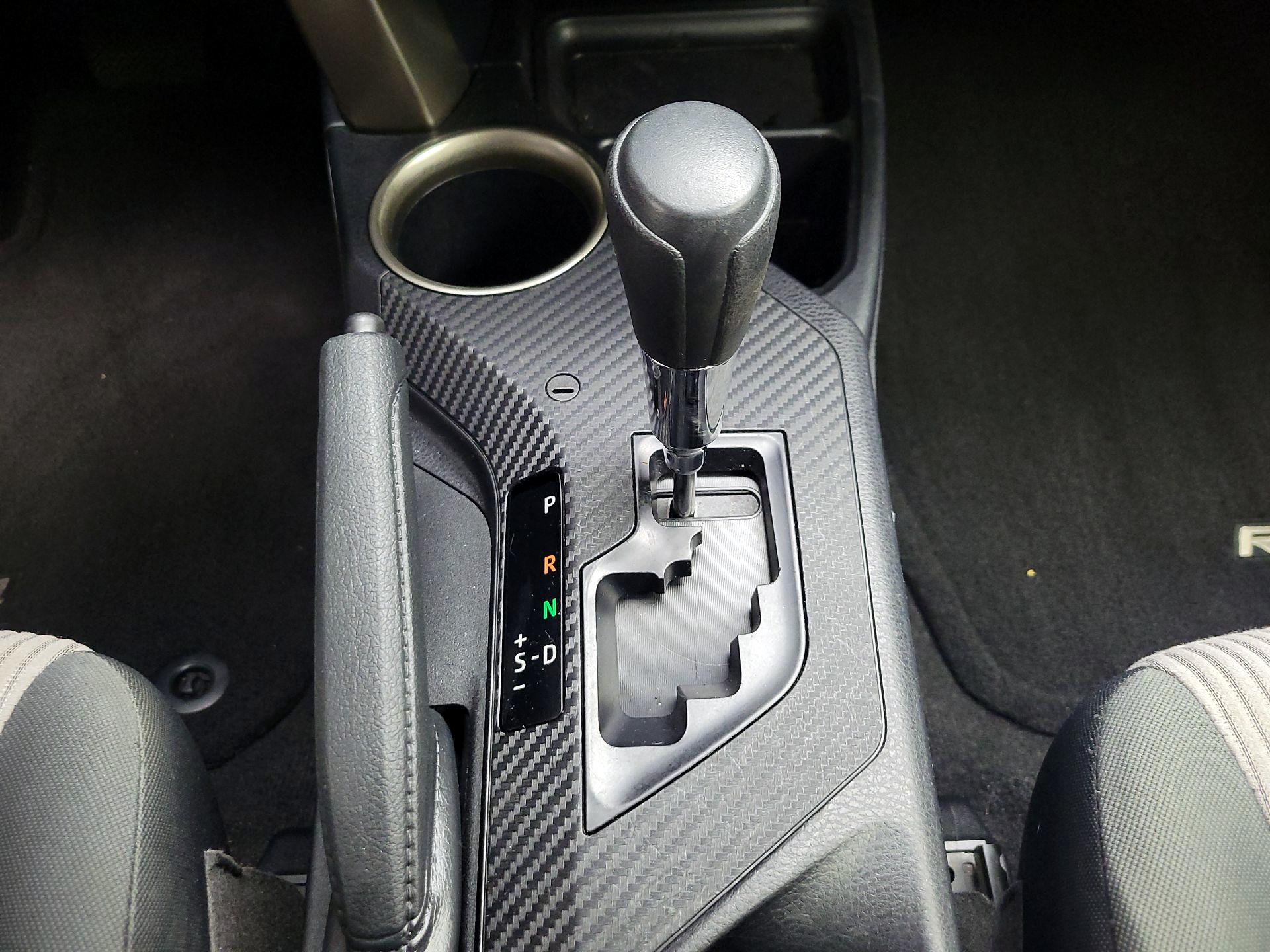Thumbnail: 2014 Toyota RAV4 - 16