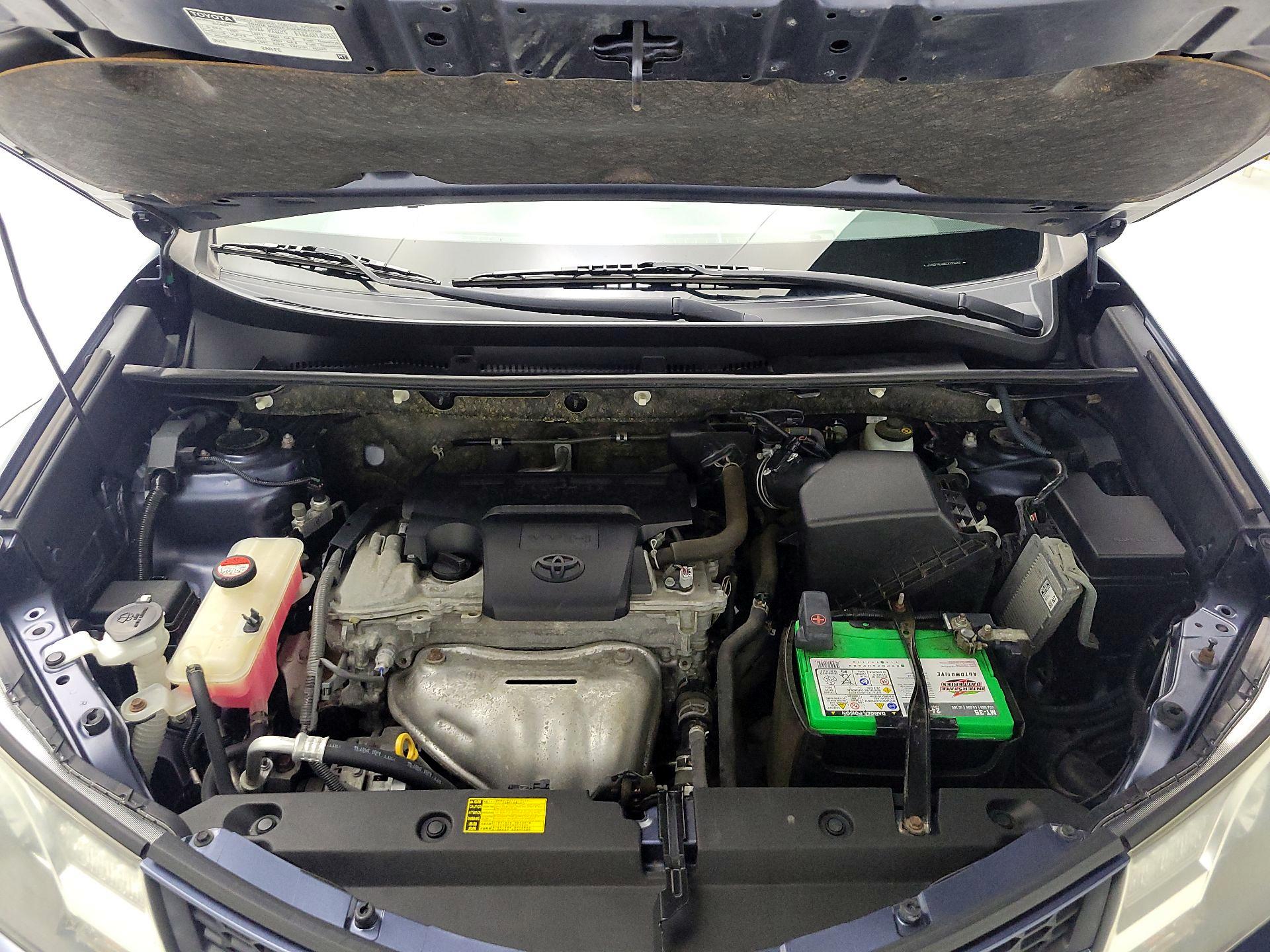 Thumbnail: 2014 Toyota RAV4 - 19