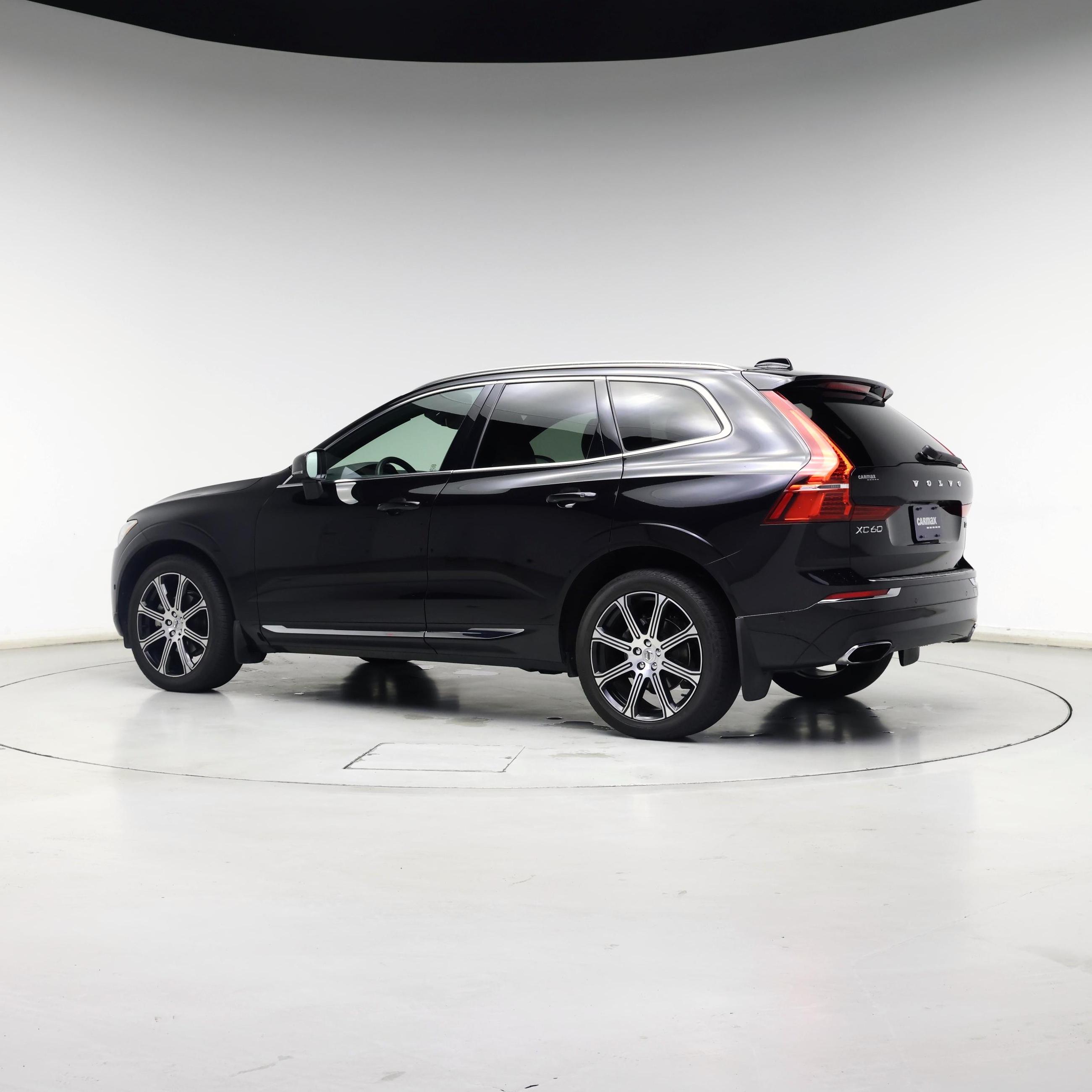 Thumbnail: 2021 Volvo XC60 - 2
