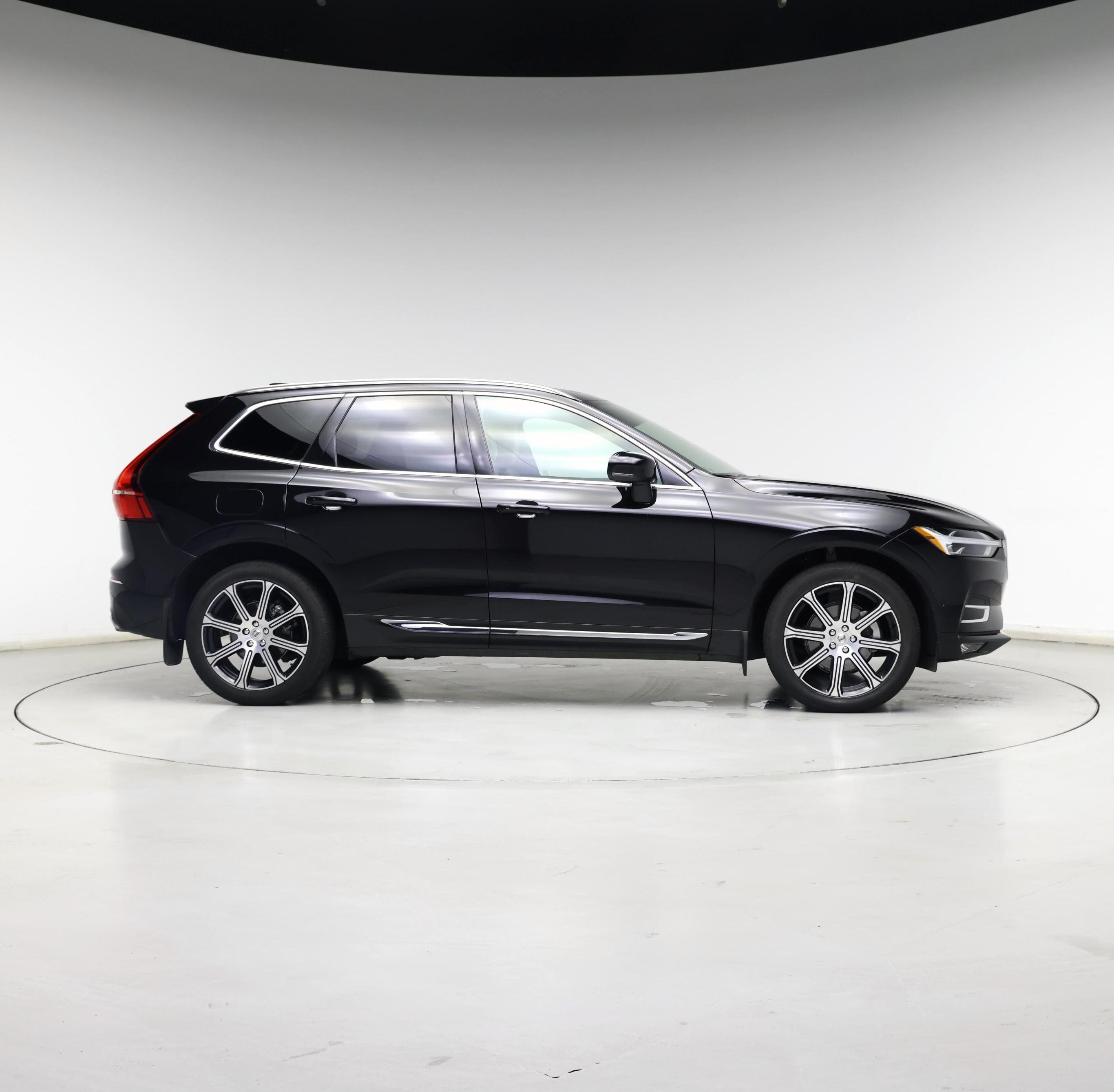 Thumbnail: 2021 Volvo XC60 - 7
