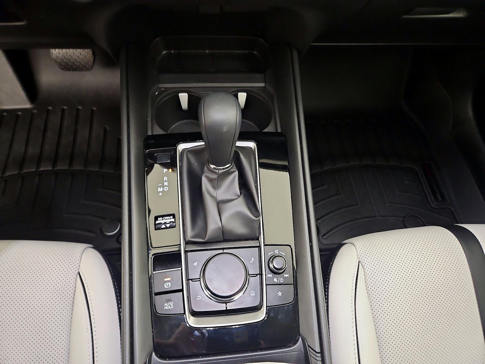 2026 Mazda CX-50 Premium - Photo 16