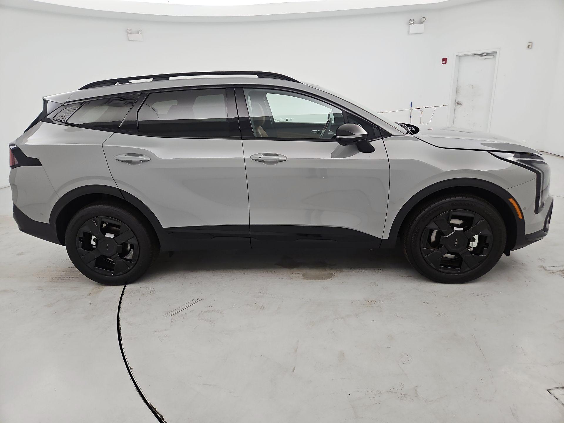 Thumbnail: 2026 Kia Sportage - 4