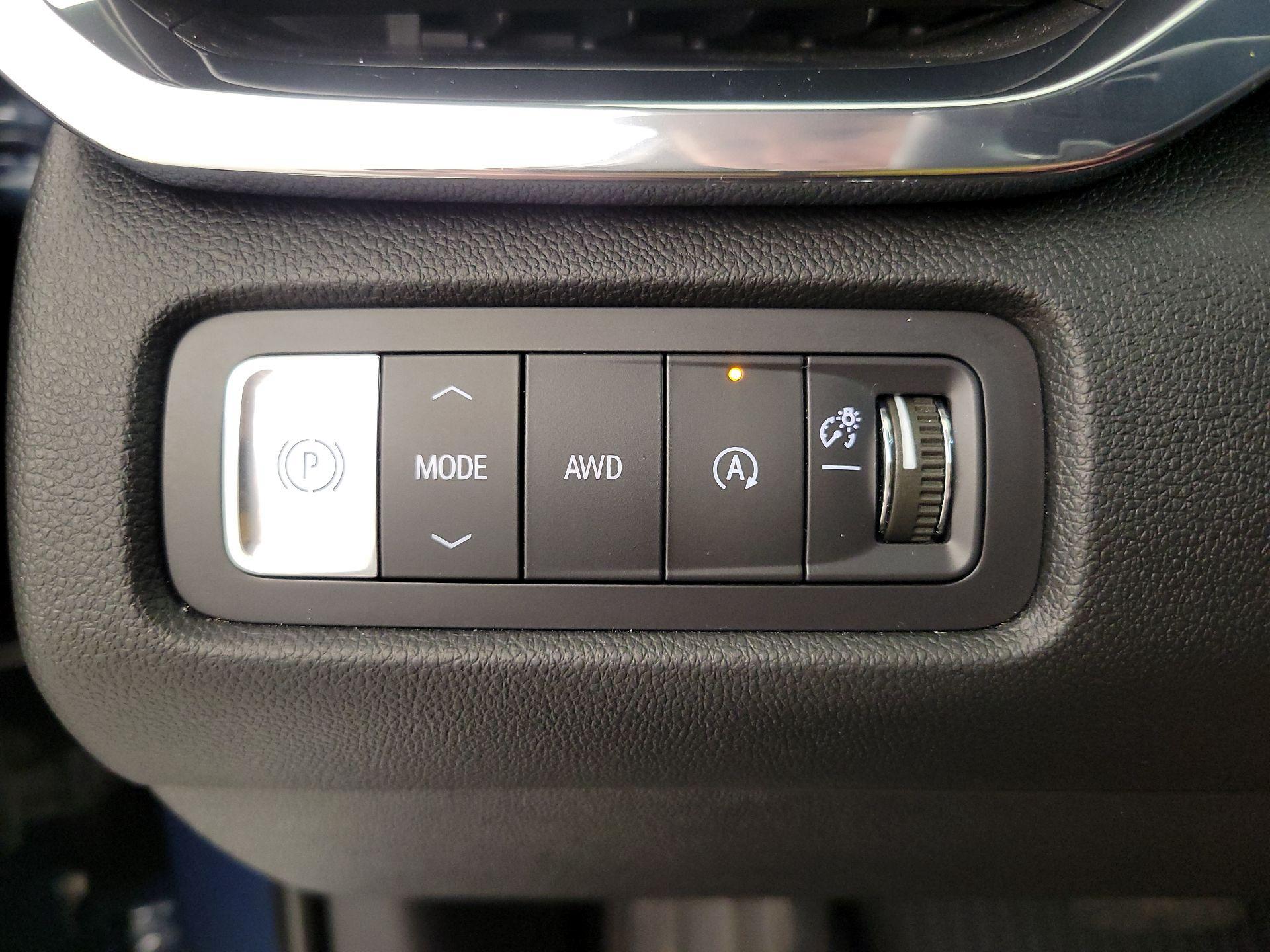 Thumbnail: 2025 GMC Acadia - 13
