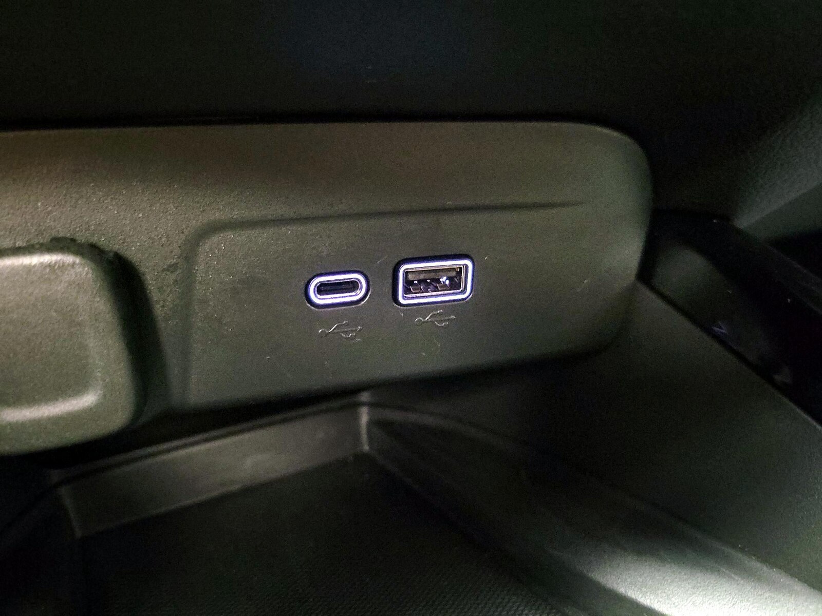 2025 Chevrolet Trax LT - Photo 19