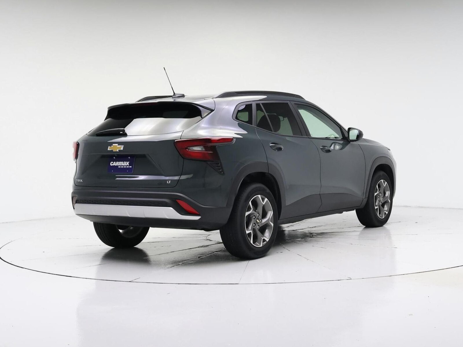 2025 Chevrolet Trax LT - Photo 9