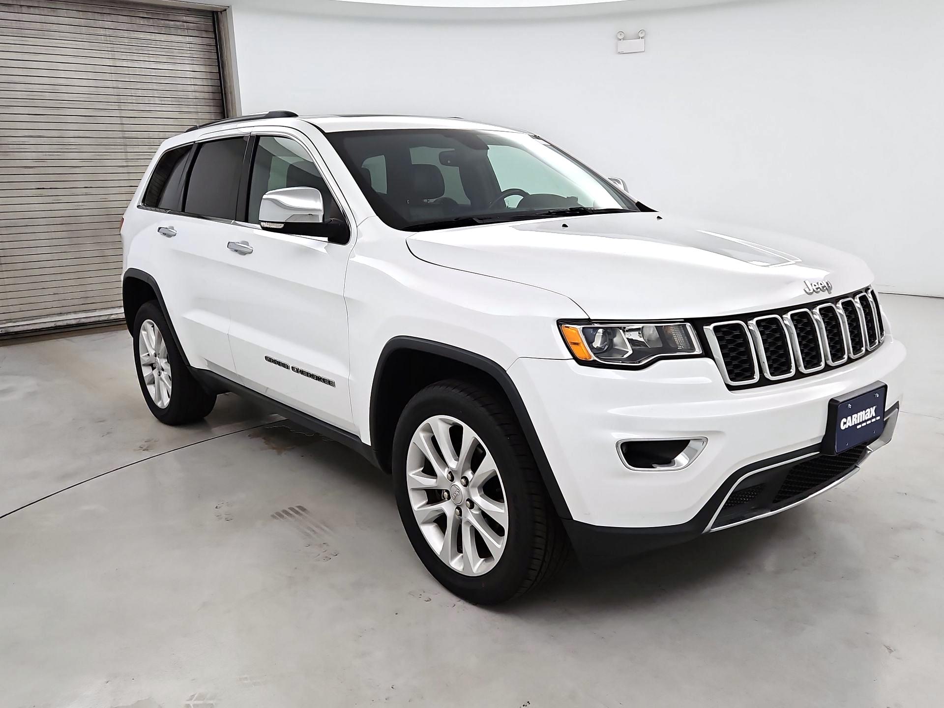 Thumbnail: 2017 Jeep Grand Cherokee - 1