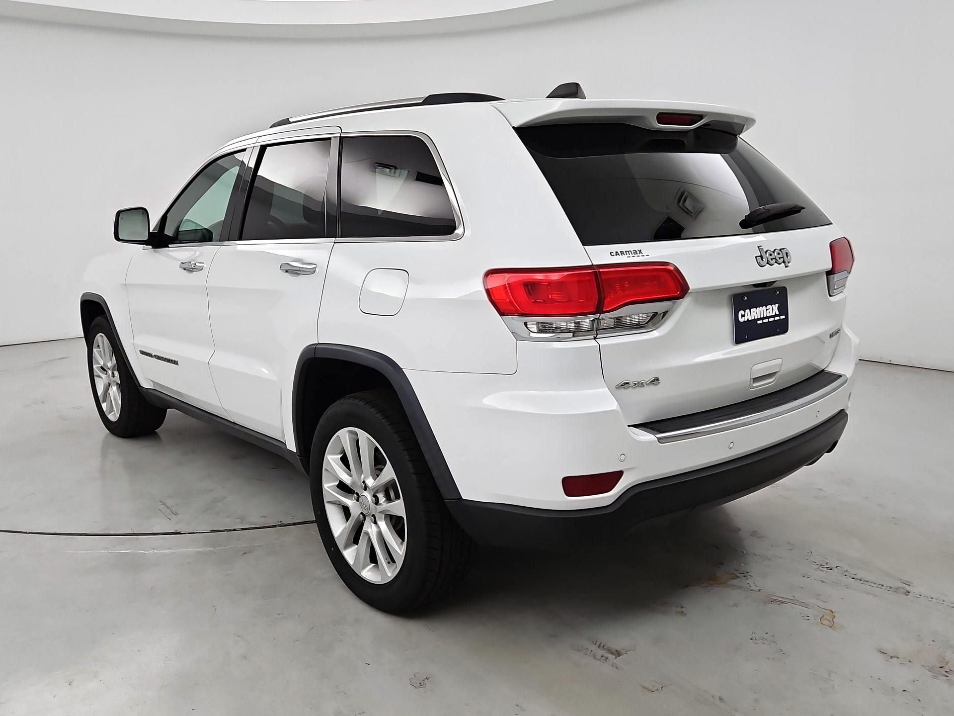 Thumbnail: 2017 Jeep Grand Cherokee - 7