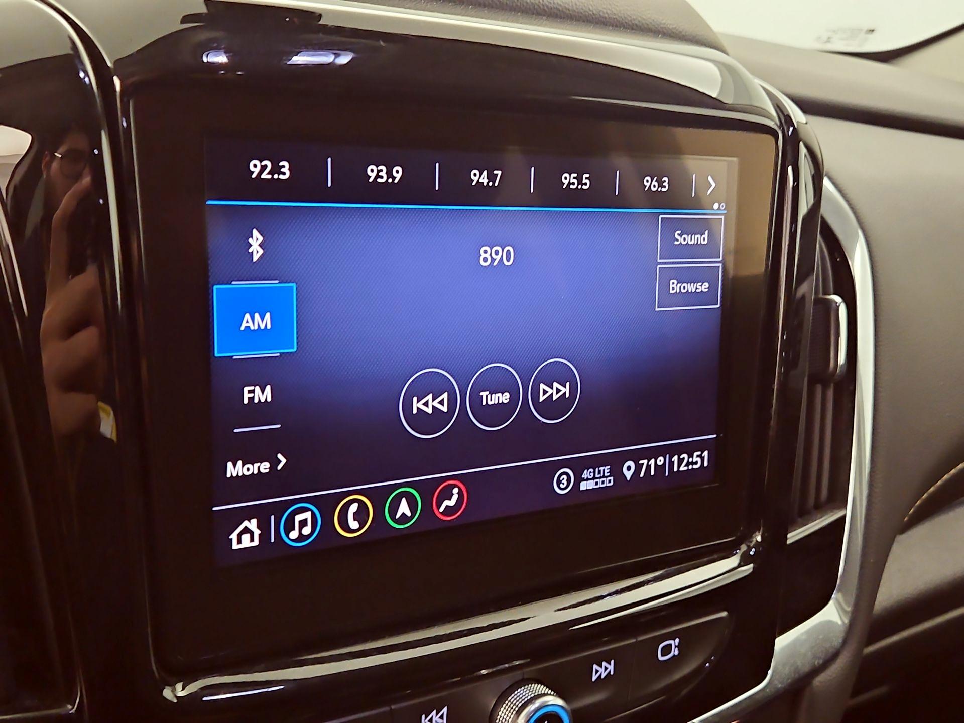 Thumbnail: 2020 Chevrolet Traverse - 14