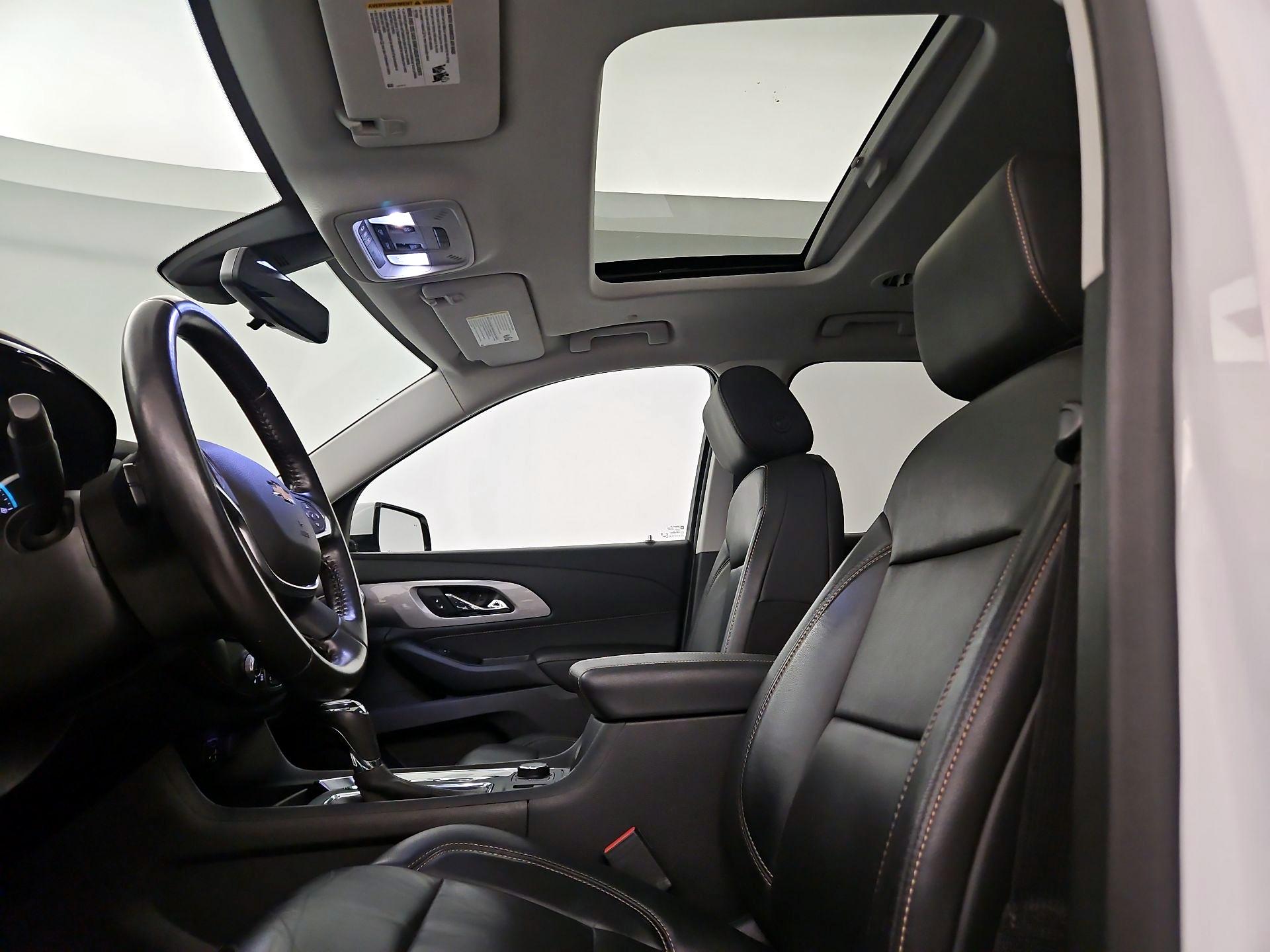 Thumbnail: 2020 Chevrolet Traverse - 18