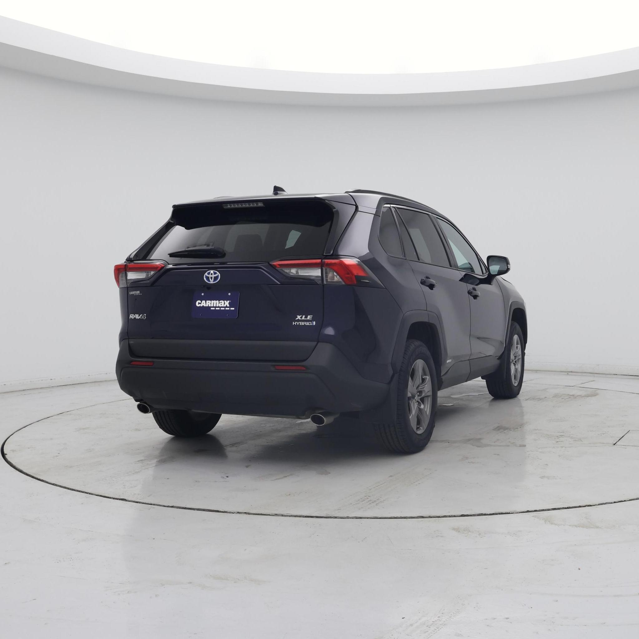 Thumbnail: 2024 Toyota RAV4 - 8
